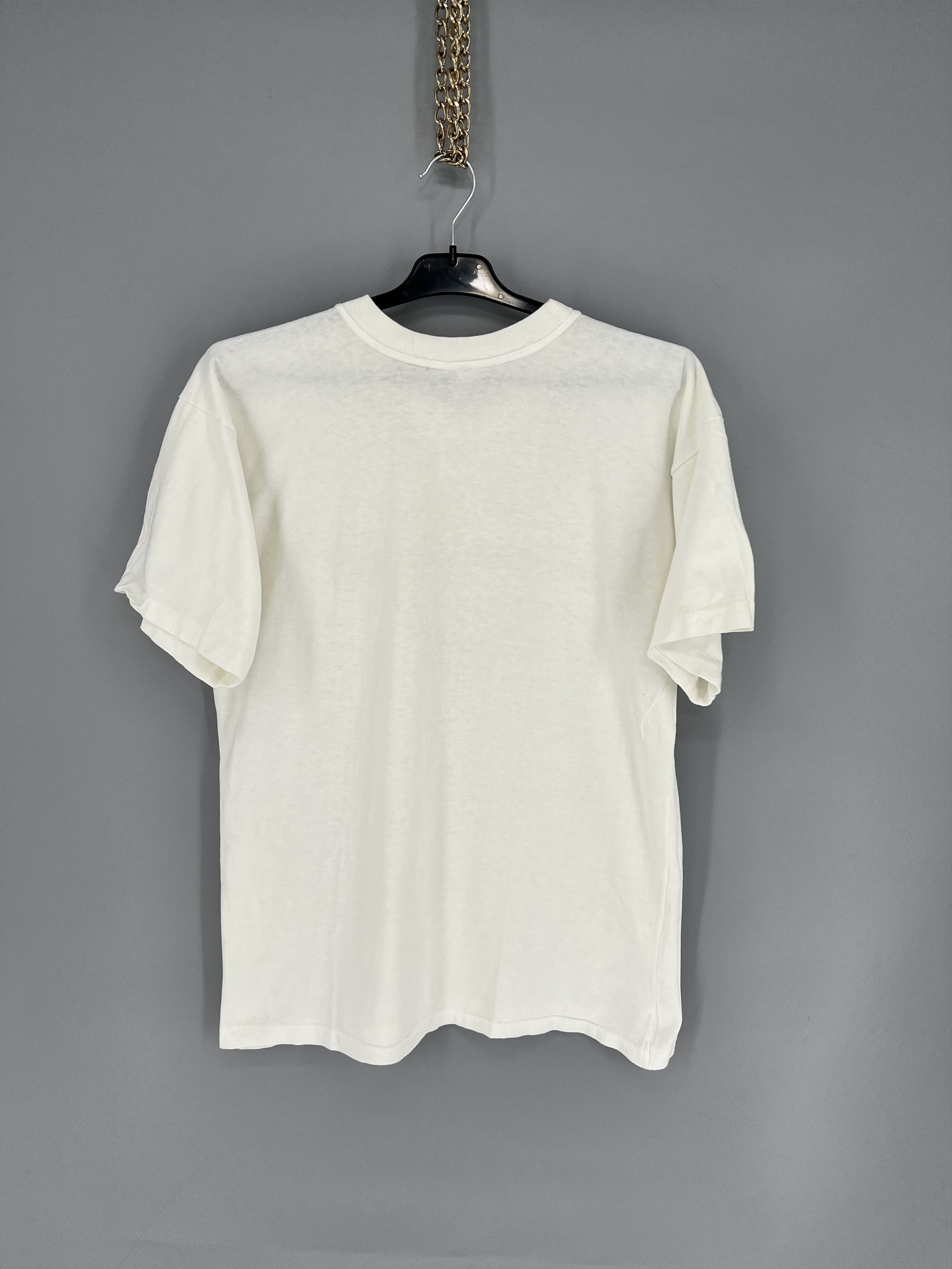 Band Tees Vintage 80s 90s Ayers Rock CAFE Alice Springs Australia Size US L / EU 52-54 / 3 - 11 Thumbnail