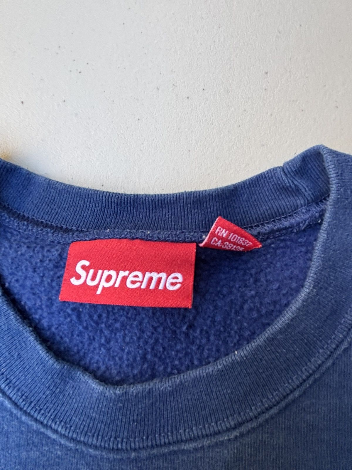 Supreme Supreme Small Box Logo Crewneck Navy Size US L / EU 52-54 / 3 - 3 Thumbnail