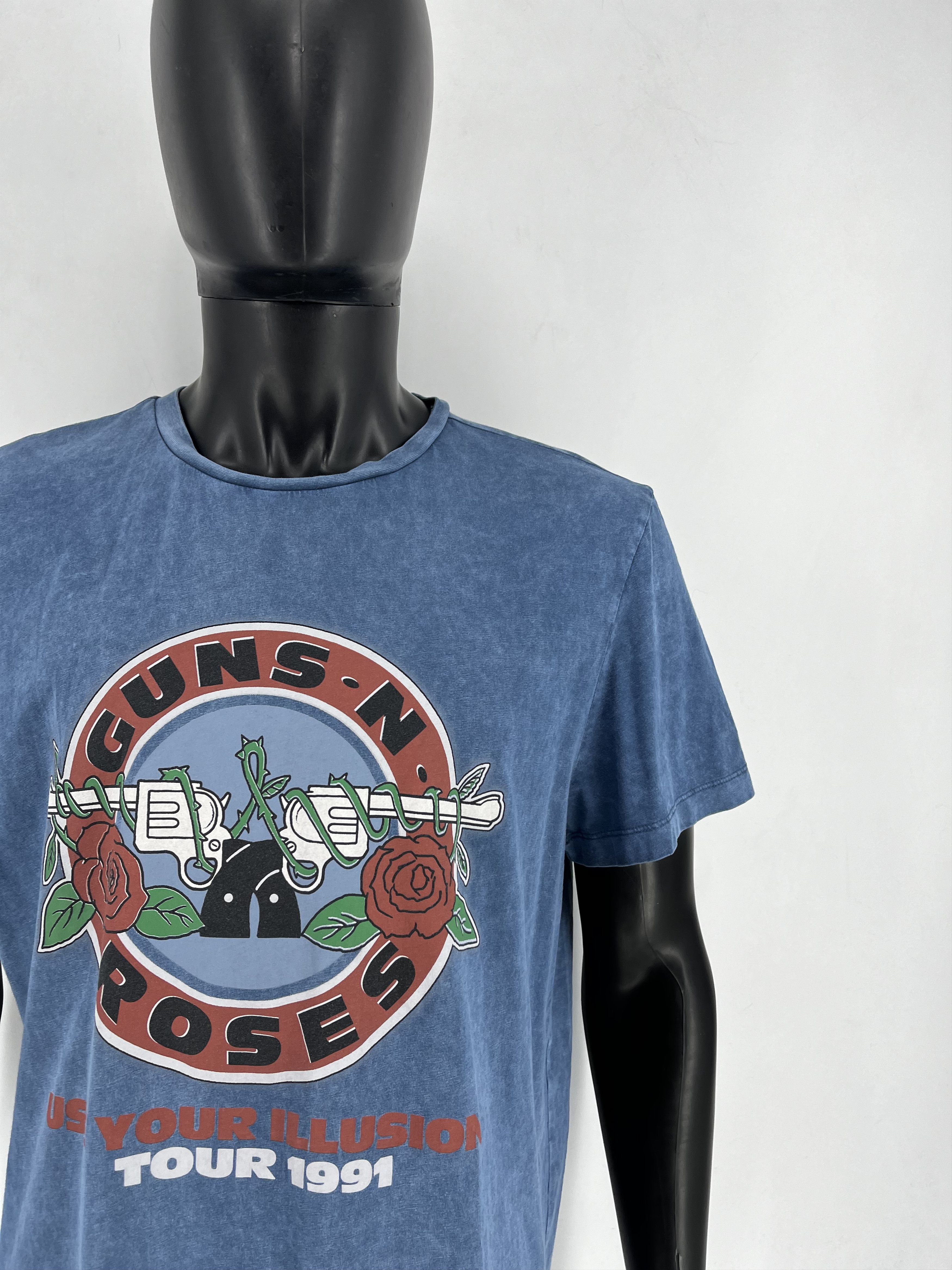 Band Tees × Vintage Guns N Roses Use Your Illusion Band Vintage Tshirts Size L Size US L / EU 52-54 / 3 - 7 Thumbnail