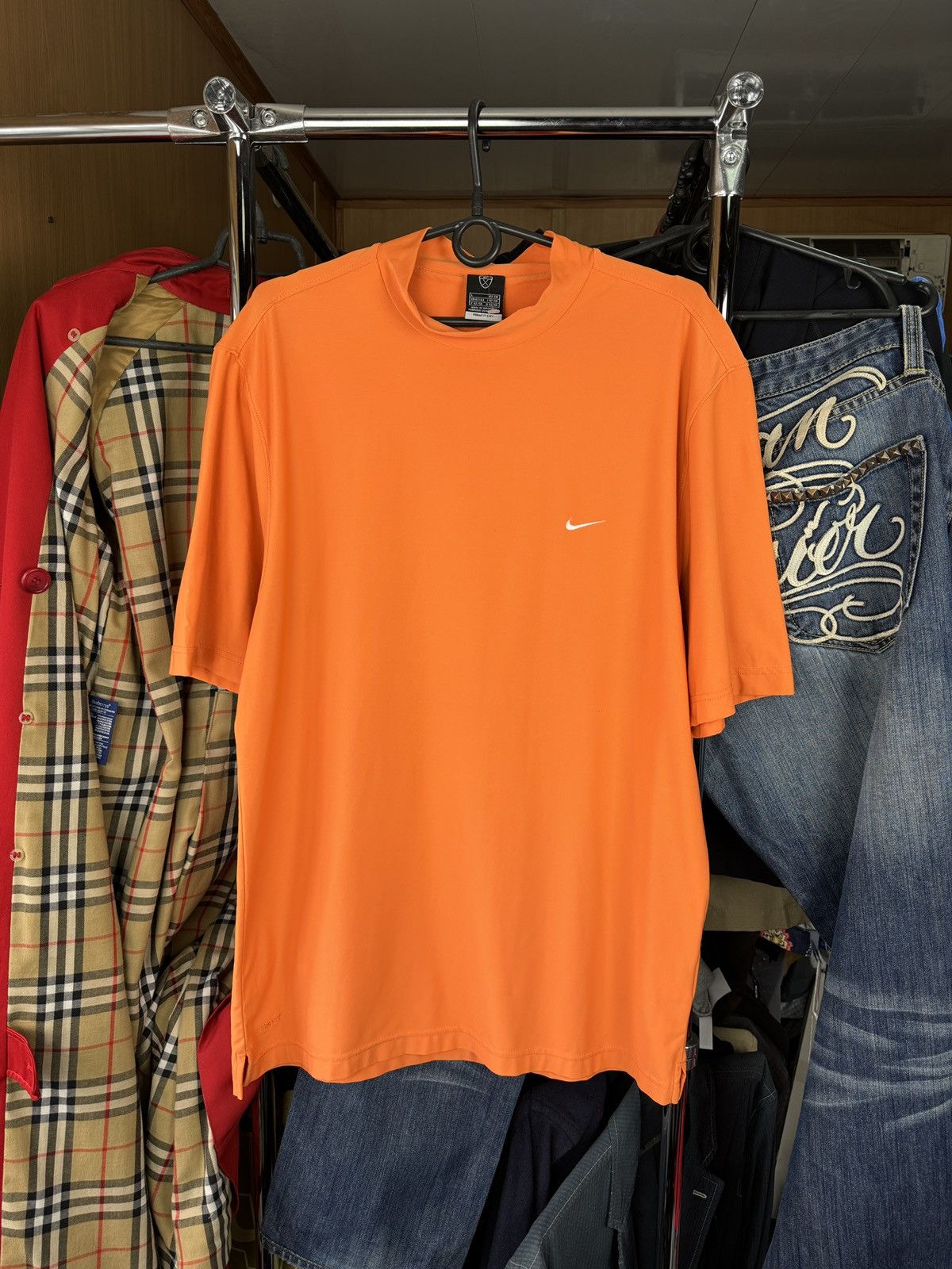 Nike Mens Vintage Nike Swoosh T Shirt 90s crazy tee court rare Size US L / EU 52-54 / 3 - 1 Thumbnail