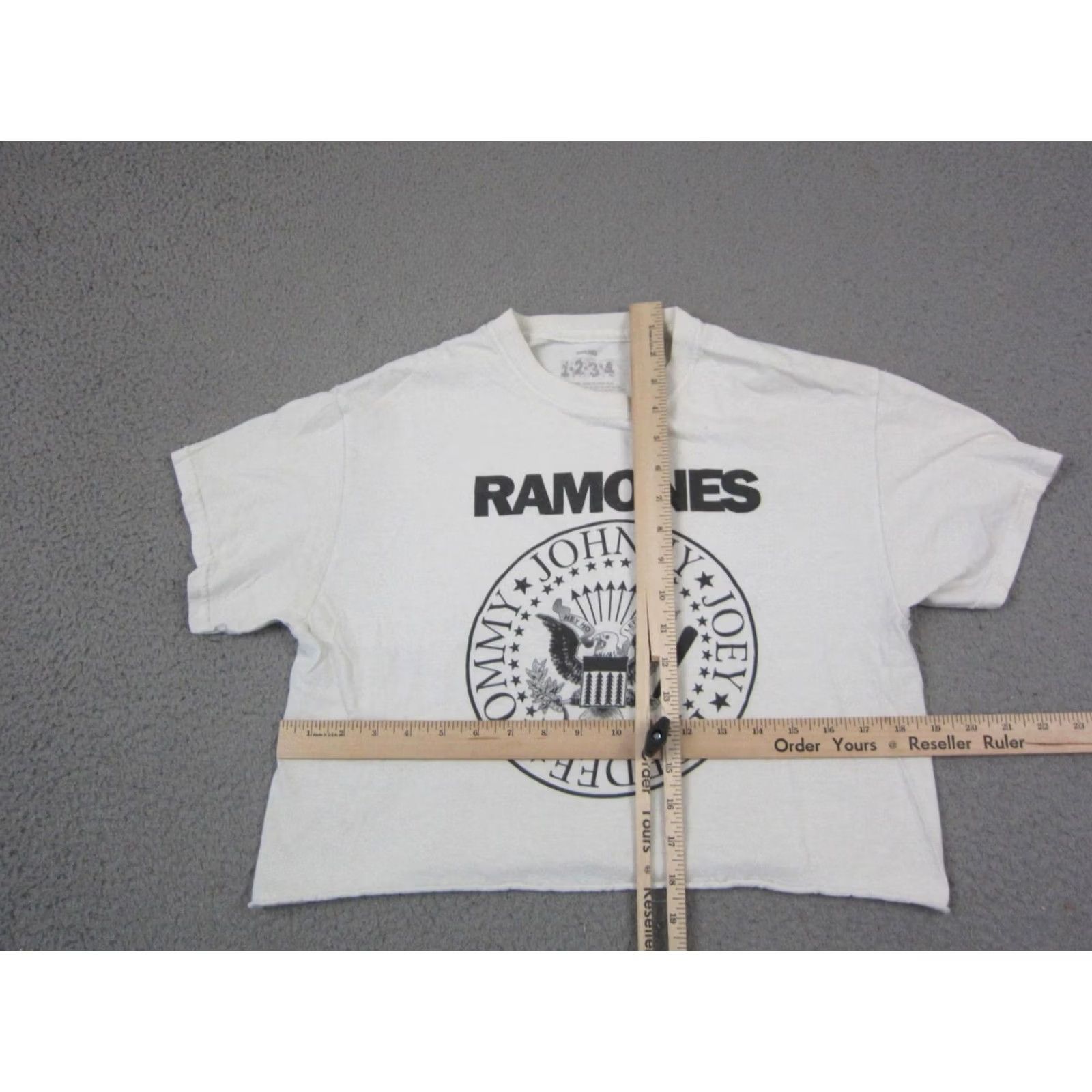 Vintage VINTAGE Ramones Shirt Womens M White Cropped Crew Neck Short Sleeve Classic 90s Womens Ramones Shirt Size M / US 6-8 / IT 42-44 - 7 Thumbnail