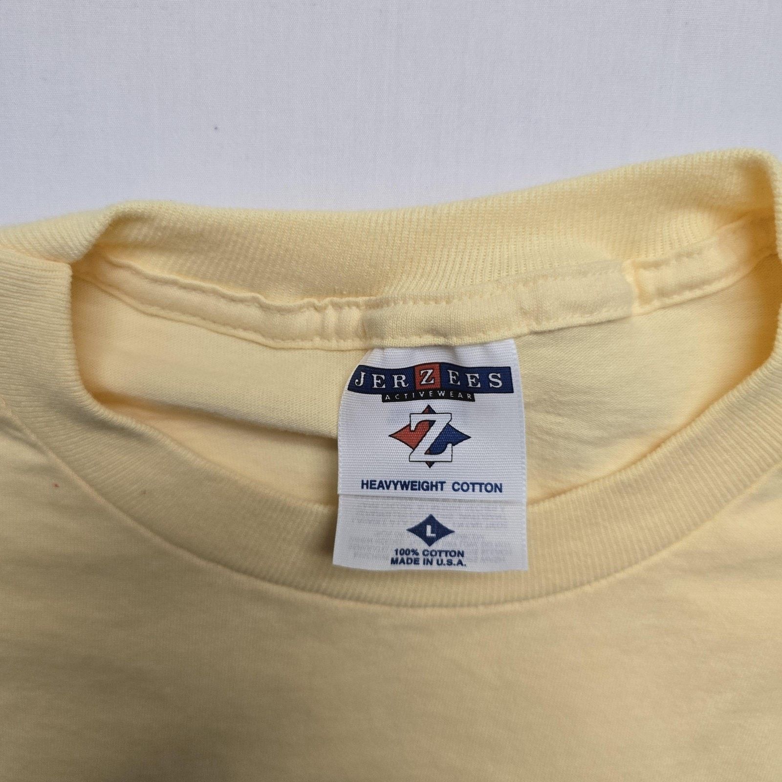 Jerzees Vintage Montana Shirt L Yellow Floral Iris Graphic 90s Size US L / EU 52-54 / 3 - 3 Thumbnail