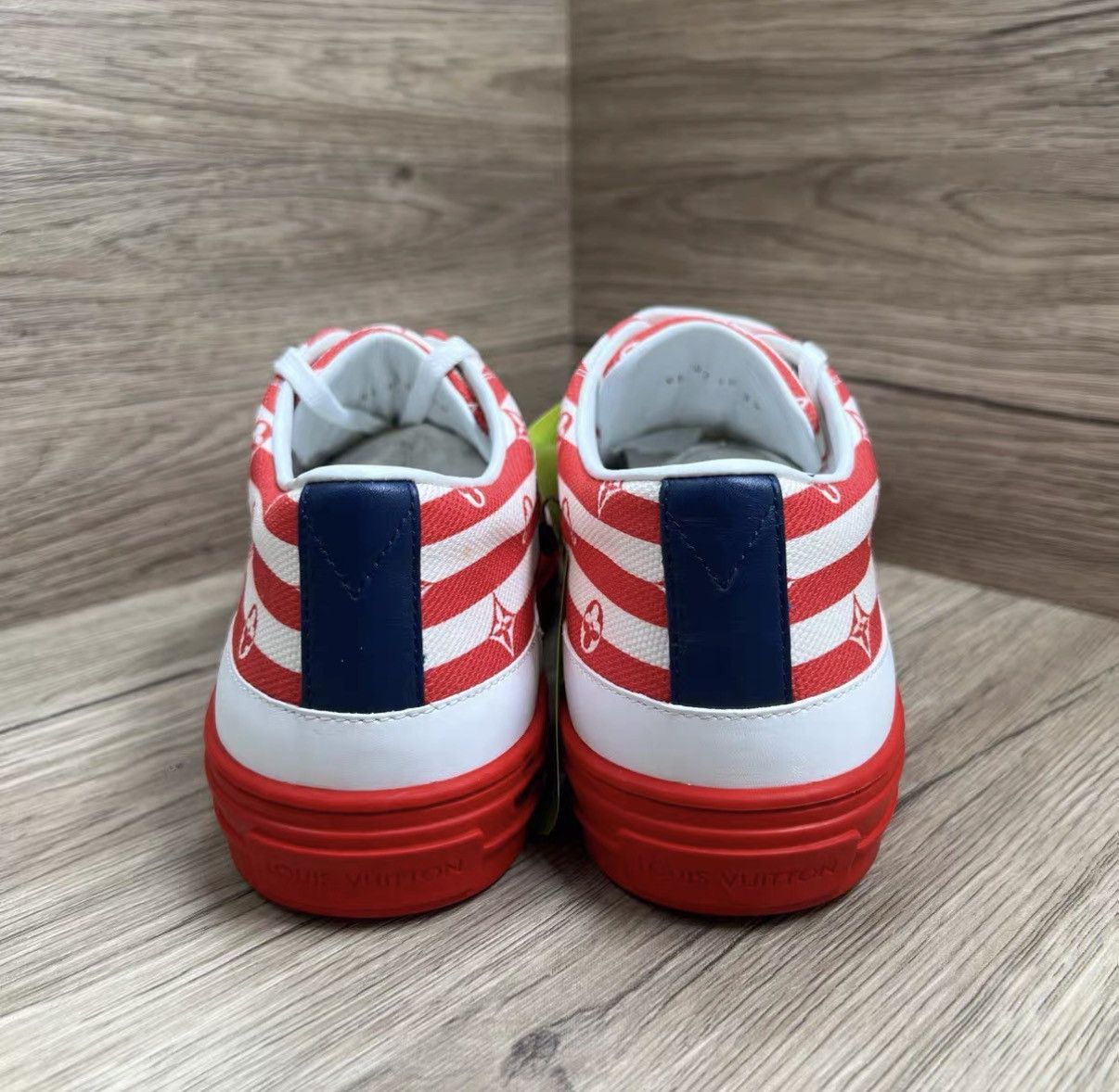 Louis Vuitton Louis Vuitton Stellar Striped Canvas Sneakers J41 Size US 9 / IT 39 - 3 Thumbnail