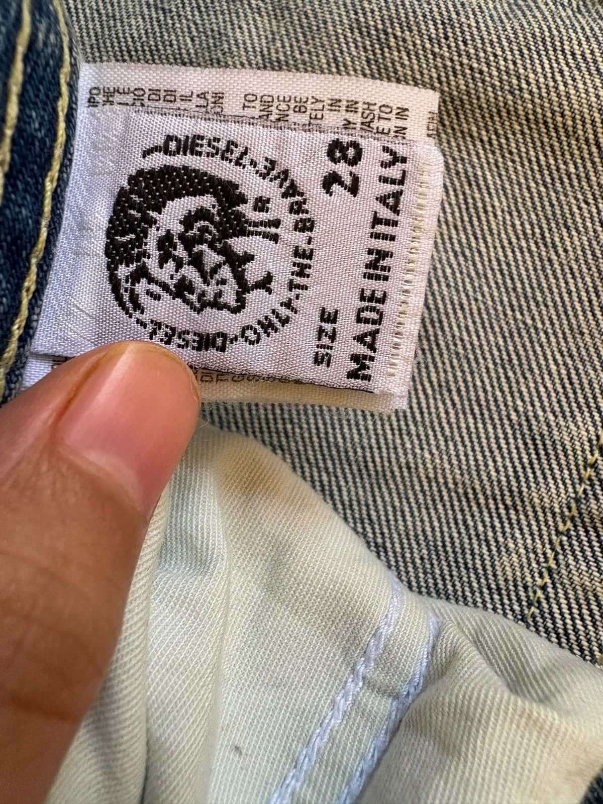 Diesel Vintage Italy Diesel Mud Wash Loose Baggy Jeans Size US 31 - 9 Thumbnail