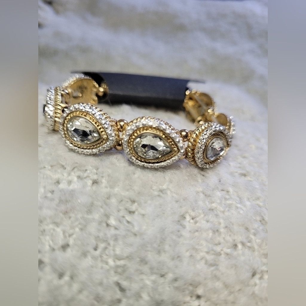 Other Bracelet by Gennaro, costume jewelry, NWT Size ONE SIZE - 1 Thumbnail