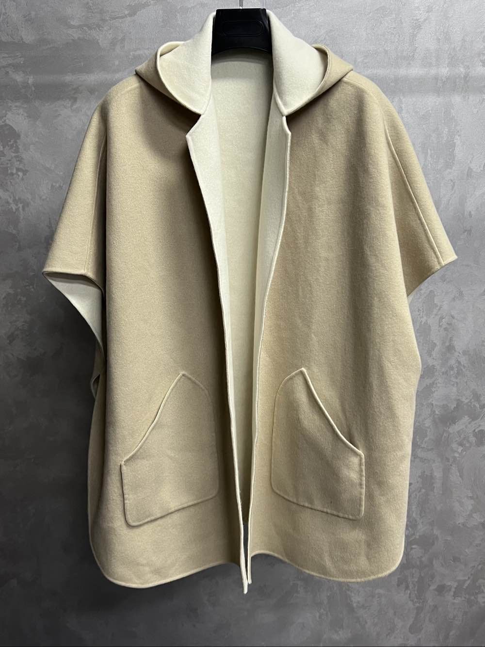 Loro Piana Loro Piana Baby Cashmere Hooded Cape Coat Size M Size M / US 6-8 / IT 42-44 - 1 Thumbnail