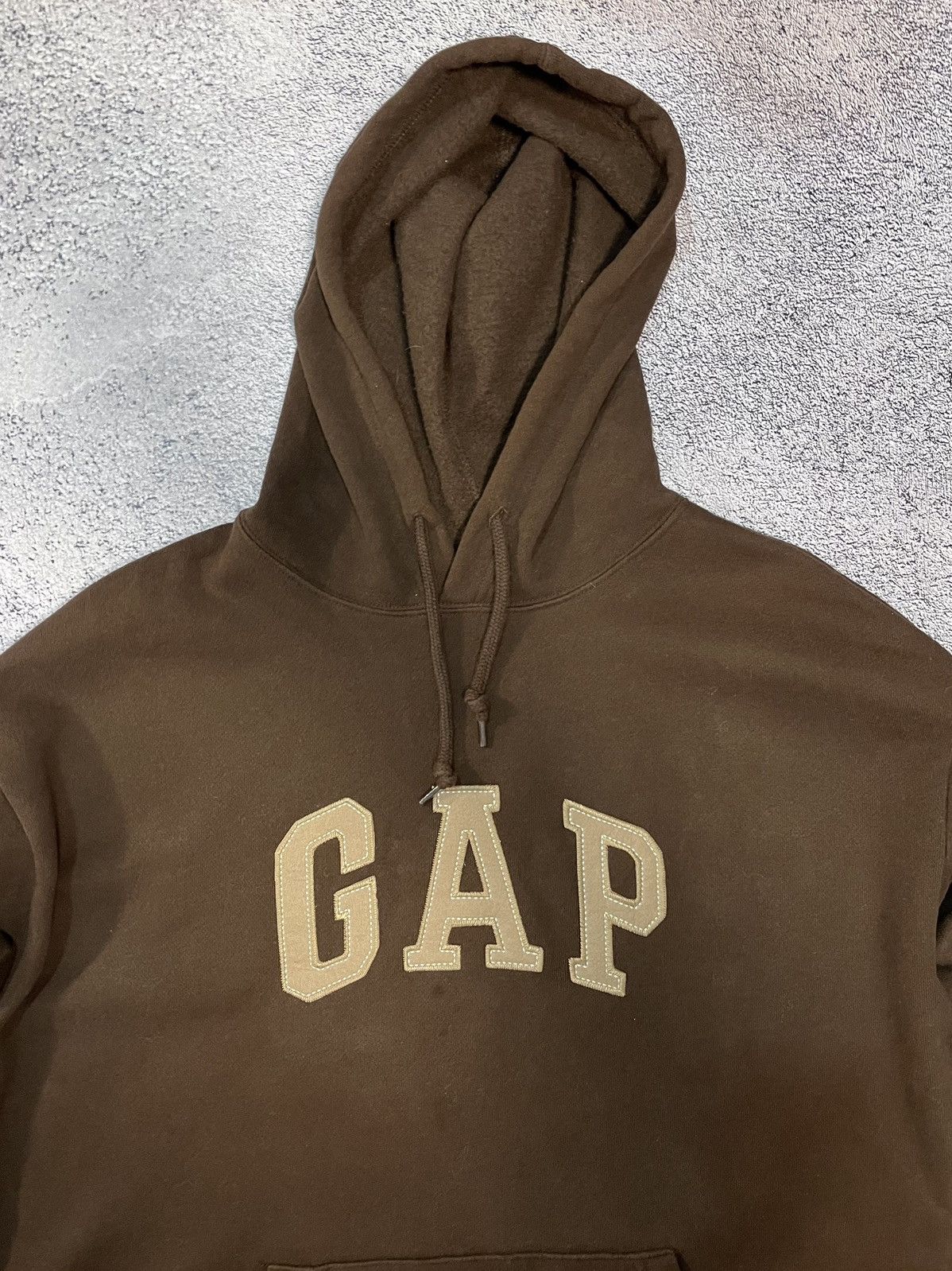 Gap GAP Logo Fleece Hoodie Brown Distressed Vintage Y2K Pullover Size US L / EU 52-54 / 3 - 3 Thumbnail