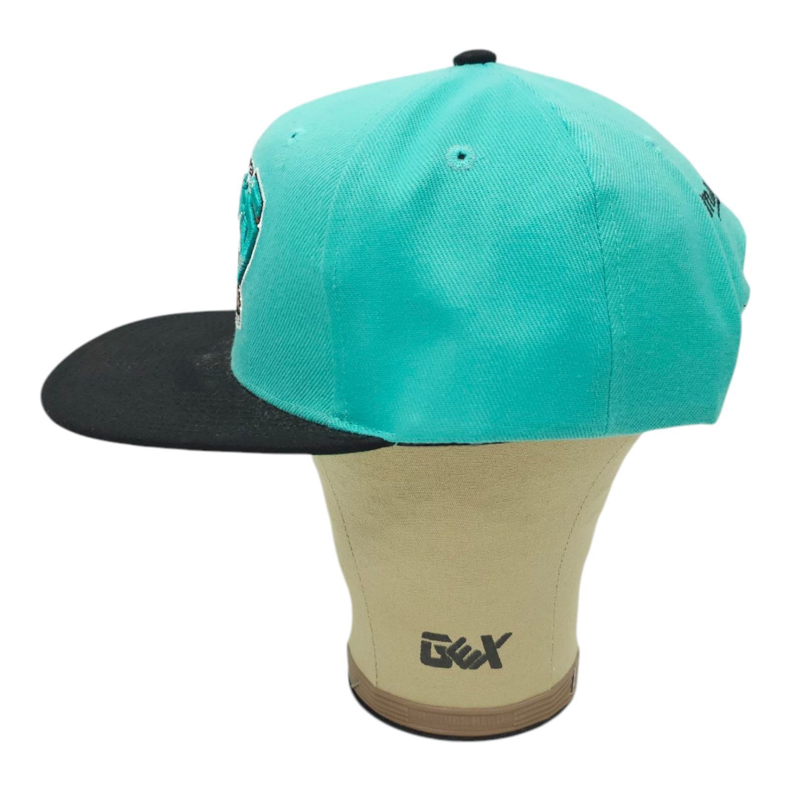 Mitchell & Ness Vancouver Grizzlies Embroidered 3D Logo Snapback Cap Trucker Size ONE SIZE - 11 Thumbnail