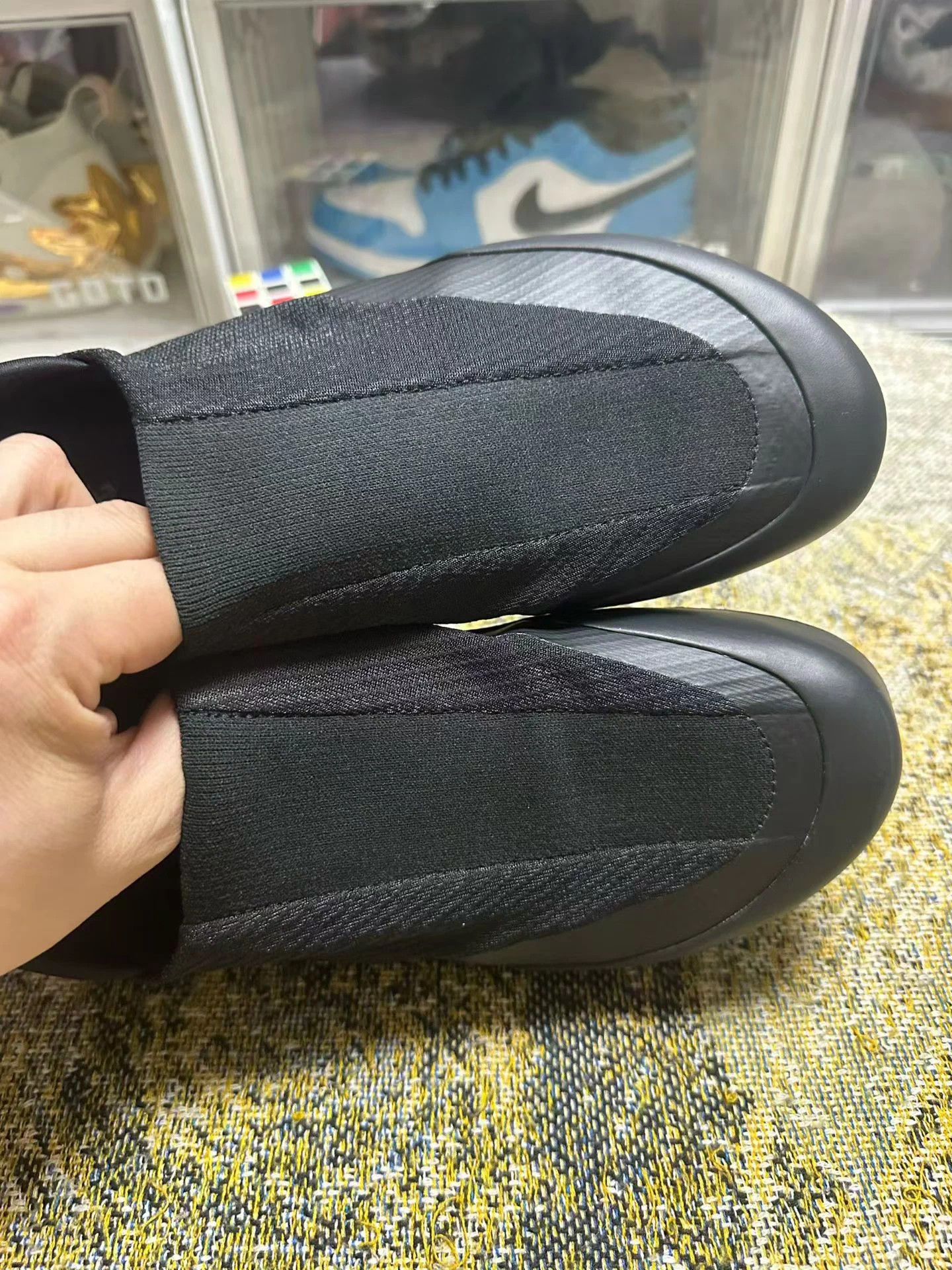 Arc'teryx Arcteryx KRAGG Men's Low Top Casual Grip Black 43 Worn once Size US 10 / EU 43 - 5 Thumbnail
