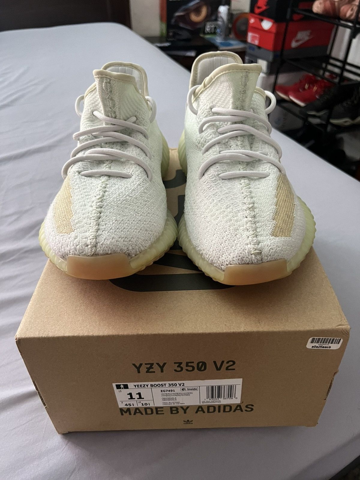 Adidas × Kanye West Yeezy Boost 350 v2 Hyperspace (2019) Size US 11 / EU 44 - 2 Thumbnail