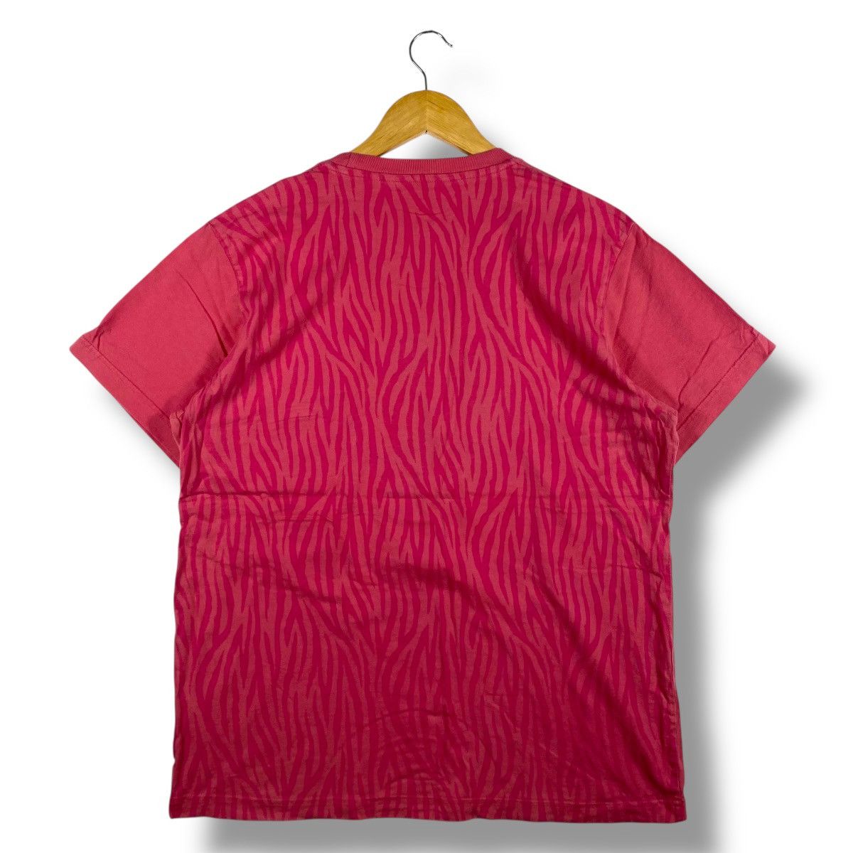 Anime One Piece DOFLAMINGO Character Anime Graphic Tee Shirt Size US XL / EU 56 / 4 - 5 Thumbnail