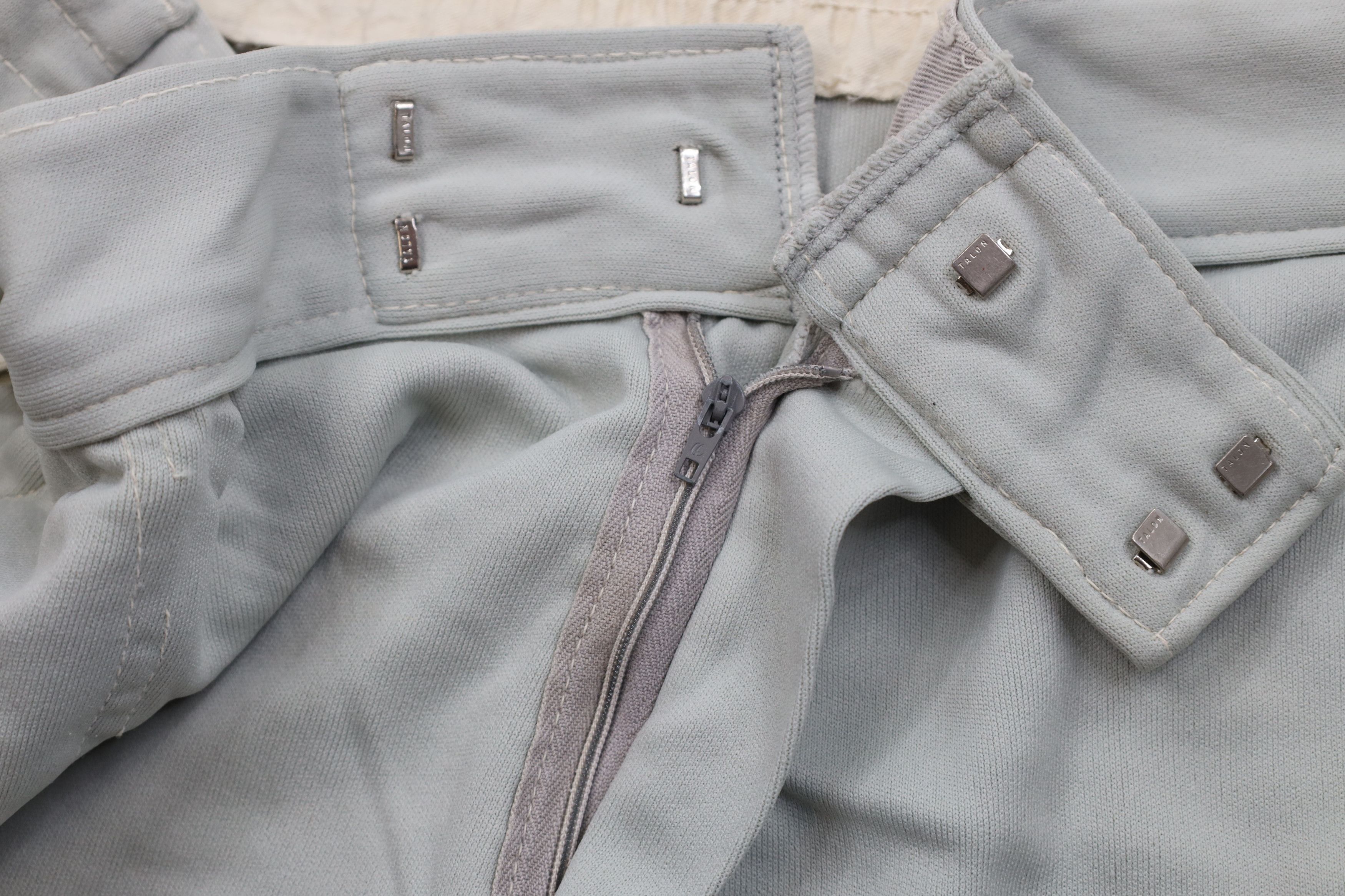 Vintage Vintage 50s 60s Streetwear Coach Coaches Shorts Gray USA Size US 34 / EU 50 - 7 Thumbnail
