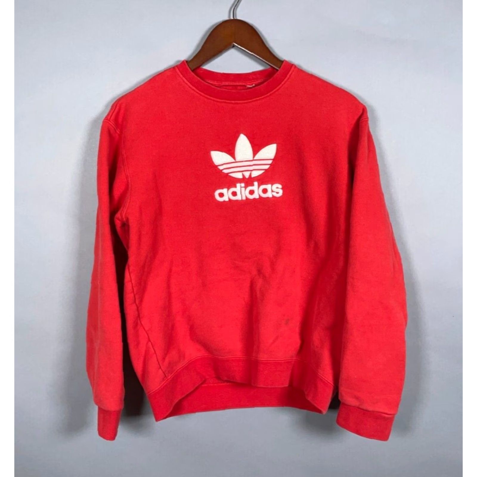 Adidas VINTAGE adidas Crewneck Sweatshirt Men Small Red Heavyweight 90s Skate Retro Embroidered Size US S / EU 44-46 / 1 - 2 Thumbnail