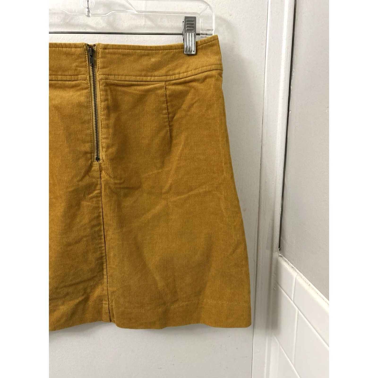 J.Crew J. CREW Corduroy Mini Skirt Womens Size 2 Yellow Cotton Blend Stretch G8210 NWT Size 26" / US 2 / IT 38 - 3 Thumbnail