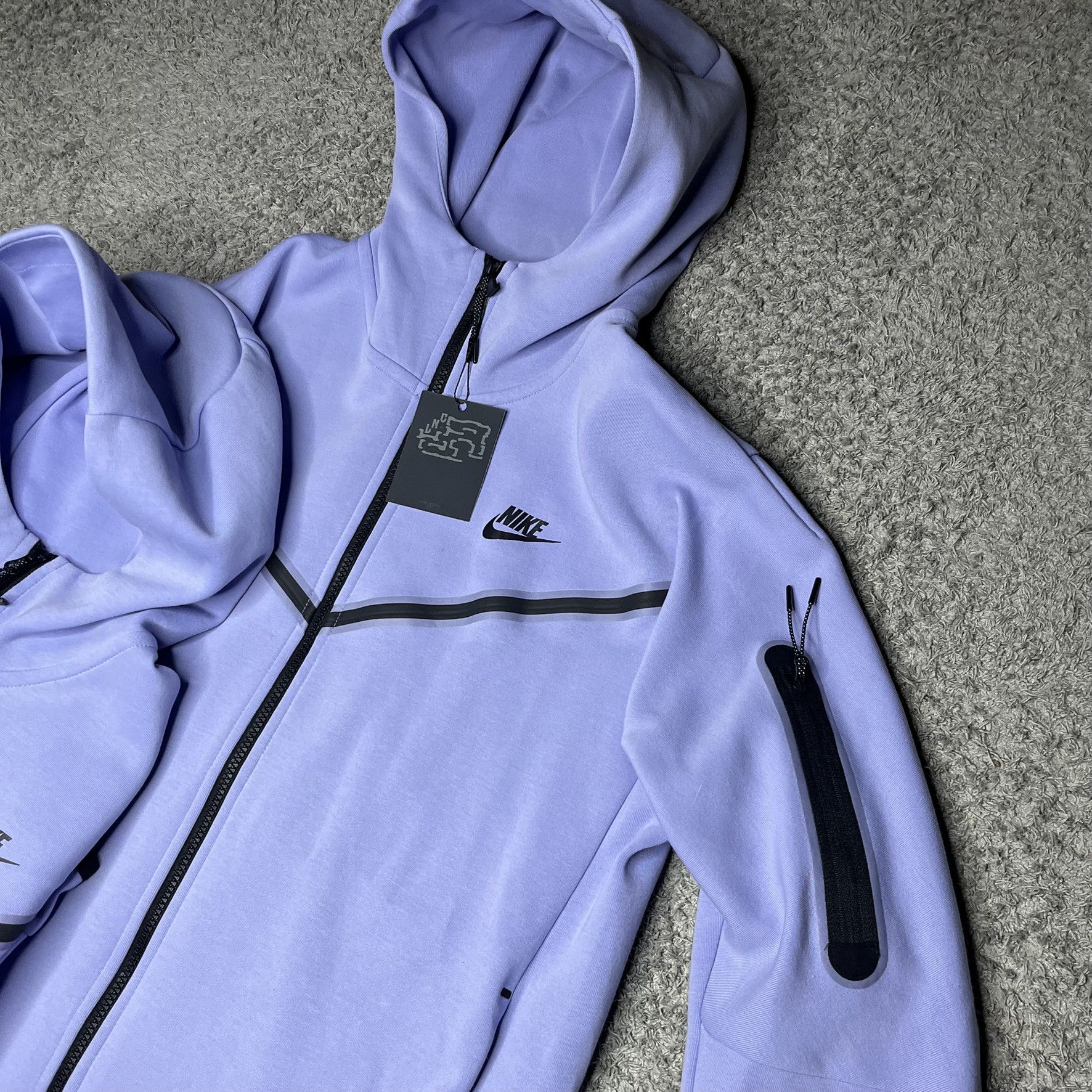 Nike Nike Tech Fleeece Lilac Size US L / EU 52-54 / 3 - 3 Thumbnail