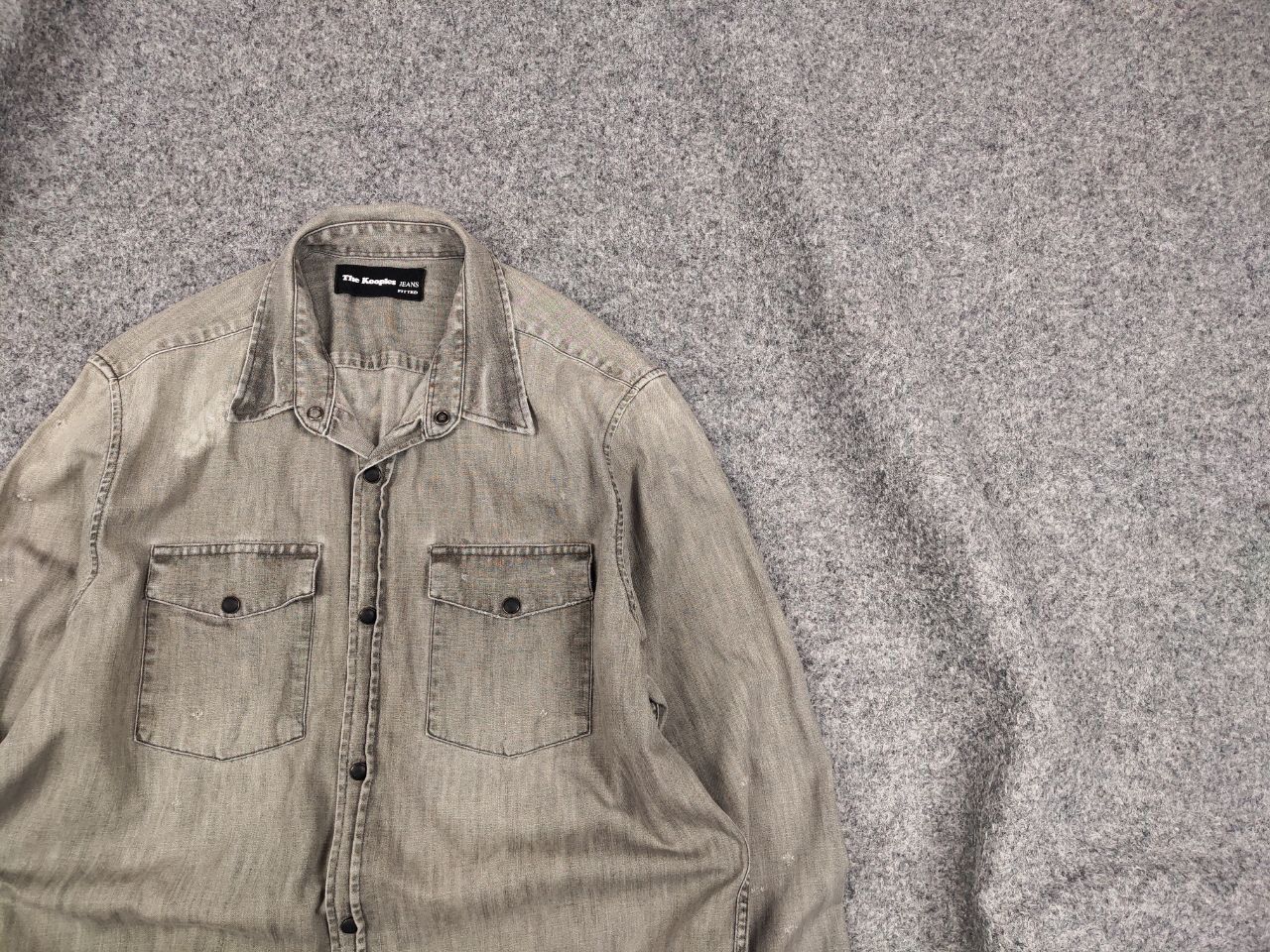 The Kooples The Kooples Jeans Fitted Distressed Button Denim Shirt Size US M / EU 48-50 / 2 - 2 Thumbnail