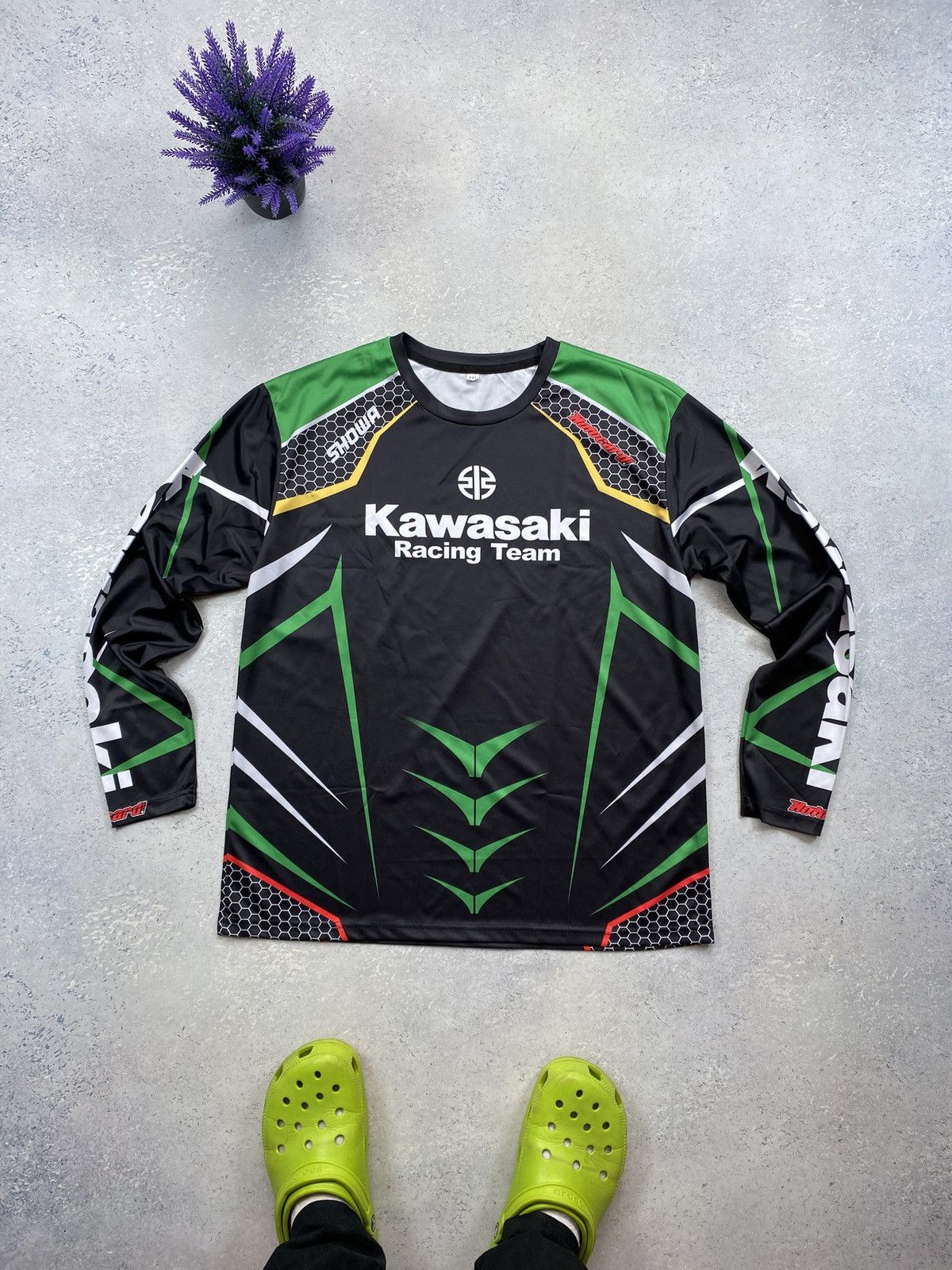 Formula 1 Kawasaki Motorcycle Racing Team Men's T-shirt Size XL Size US XL / EU 56 / 4 - 2 Thumbnail