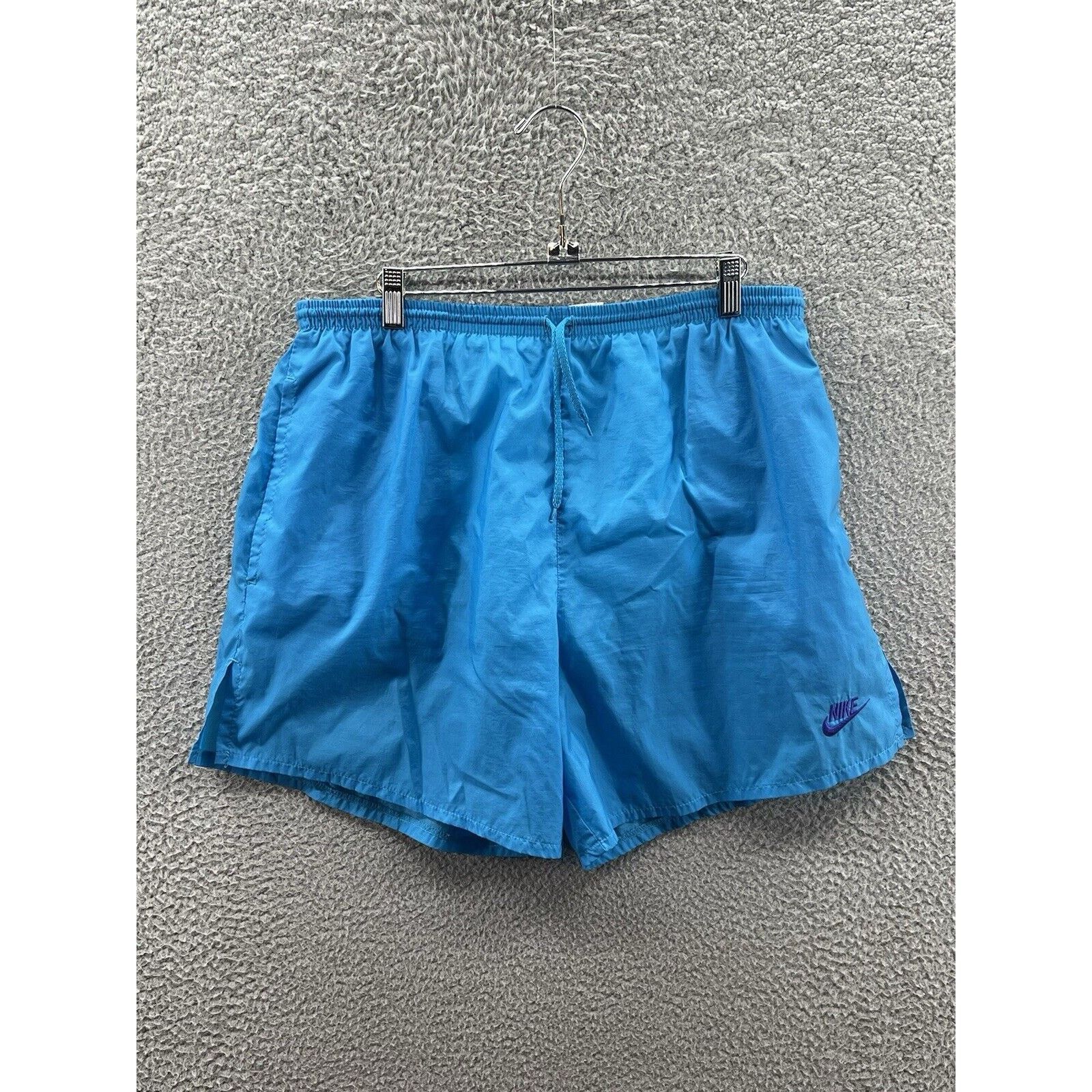 Nike Vintage Nike 90s Nylon Shorts Men’s Size Large Size US 34 / EU 50 - 1 Thumbnail