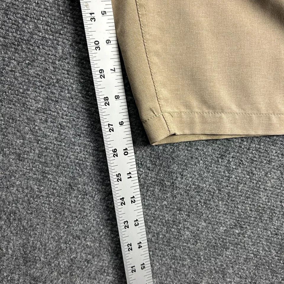 Volcom Volcom Shorts Mens 28 Beige Casual Phone Pocket Chino Size US 28 / EU 44 - 3 Thumbnail