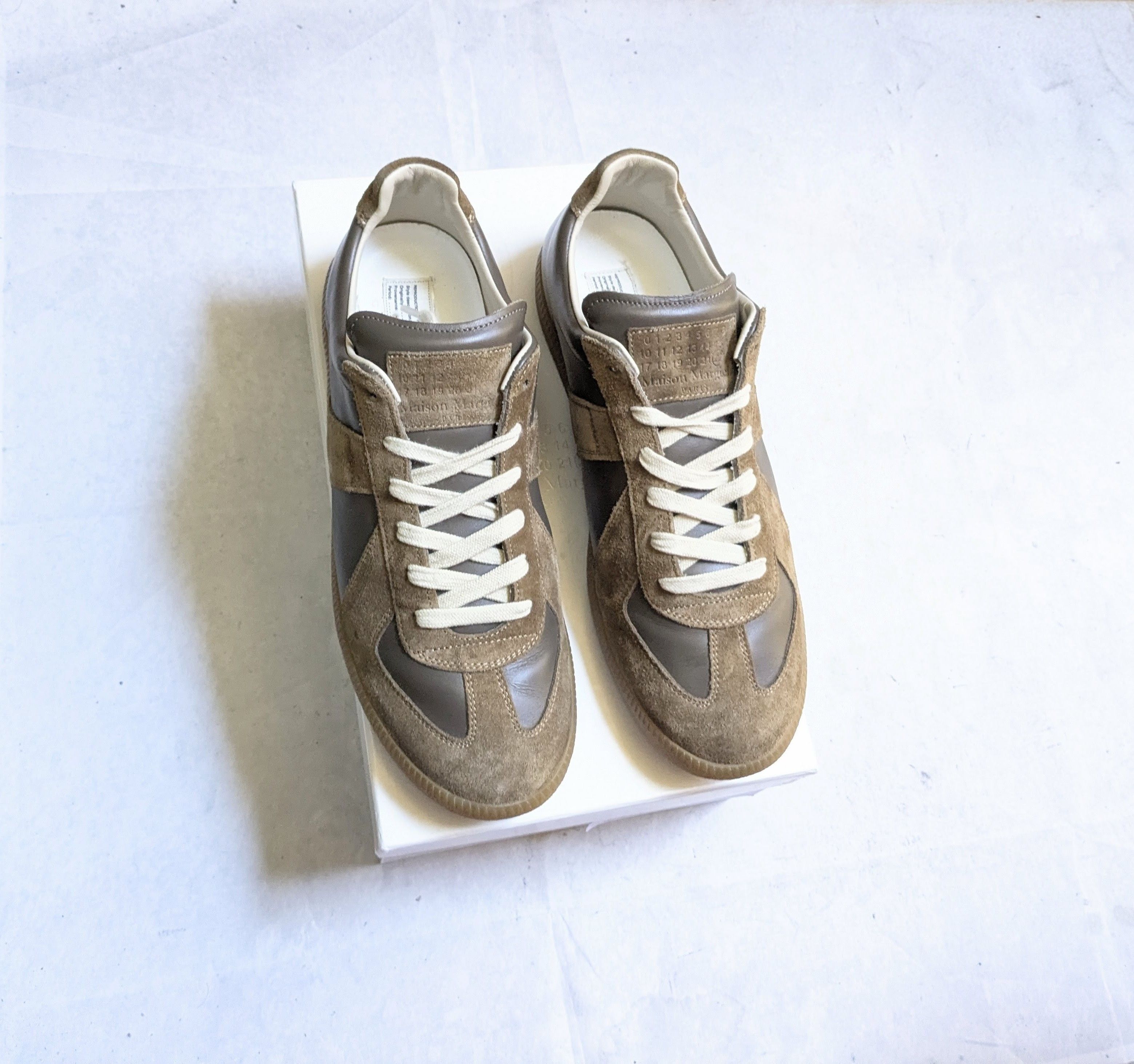 Maison Margiela Maison Margiela GAT Replica Olive Green 10 43 Suede Leather Size US 10 / EU 43 - 1 Thumbnail