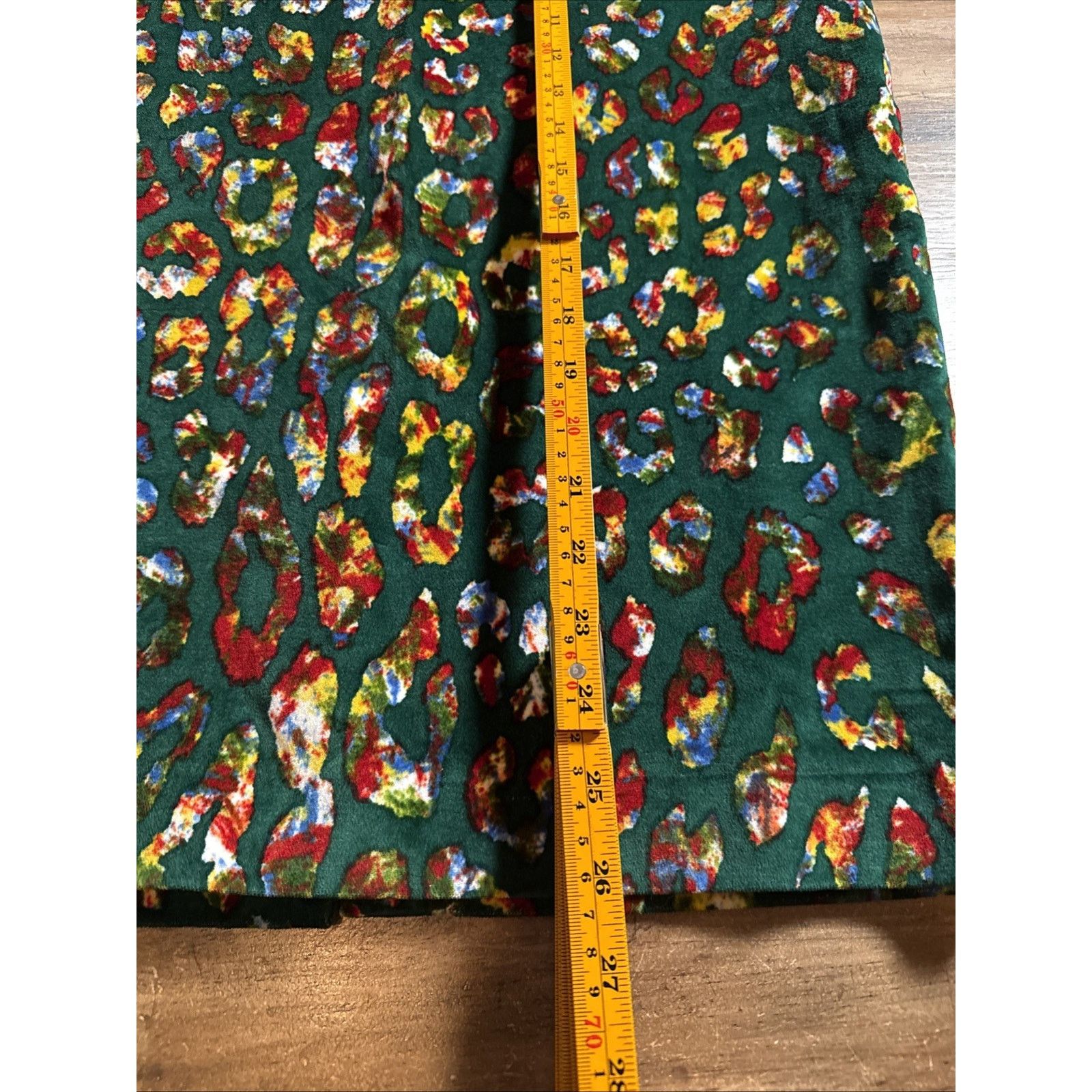 Samantha Sung Samantha Sung Green Multi Cheetah Wool Silk Blend MIDI 8 Size 30" / US 8 / IT 44 - 9 Thumbnail