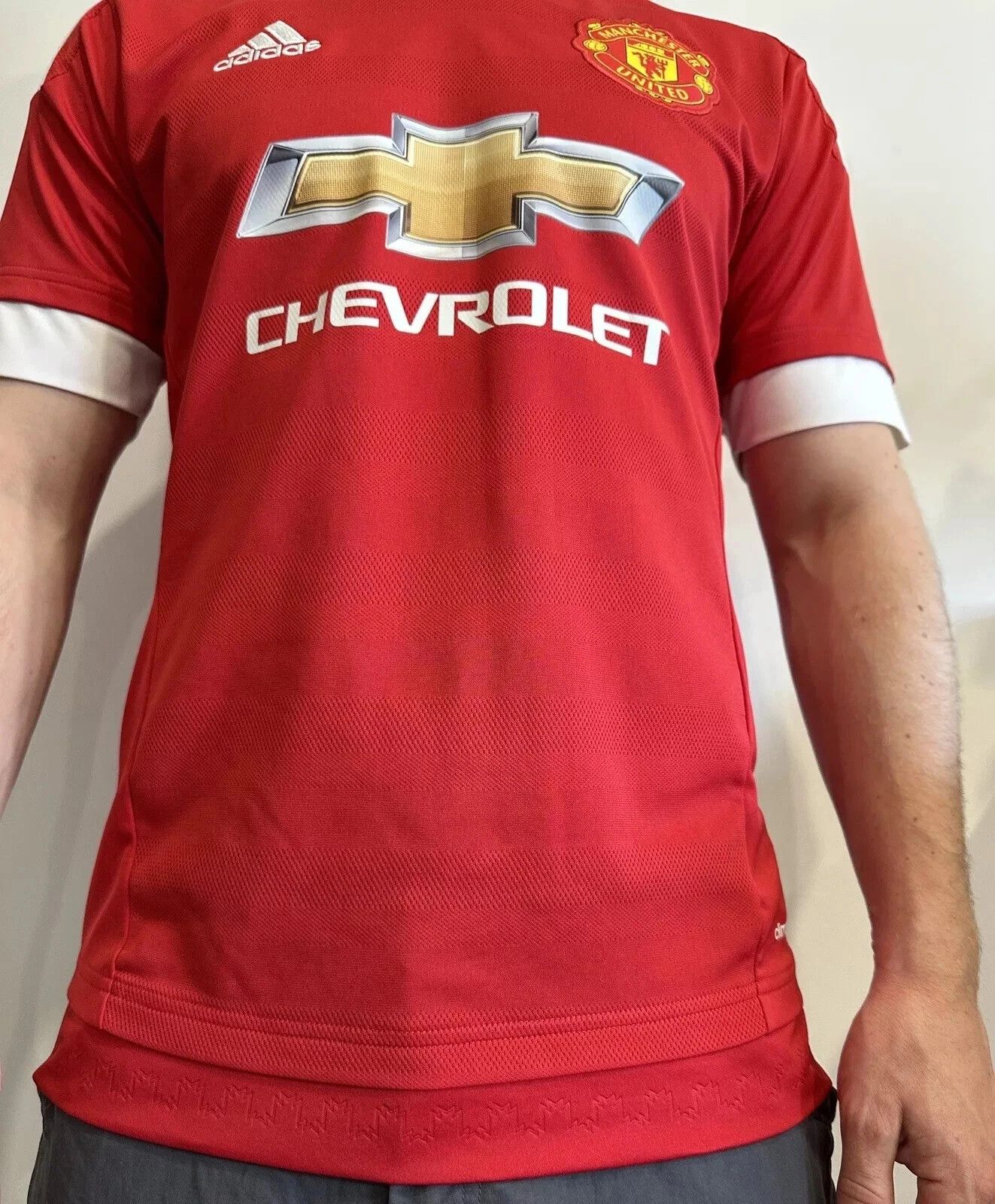 Adidas MANCHESTER UNITED 2015 2016 HOME JERSEY SOCER FOOTBALL MENS Size US S / EU 44-46 / 1 - 4 Thumbnail