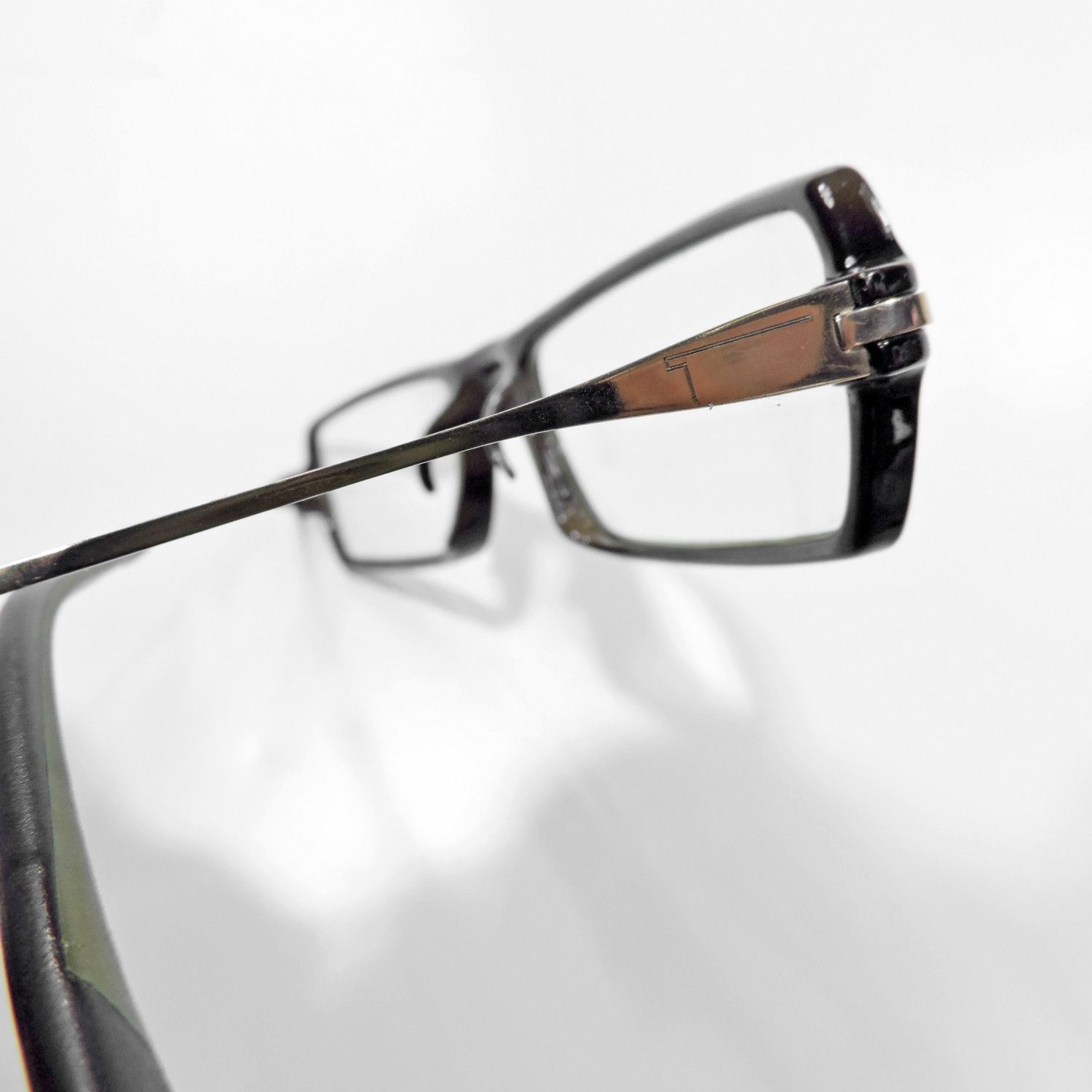 Tumi TUMI COMPATTO CARBON GRAPHITE TRAVEL READING EYEGLASSES Size ONE SIZE - 9 Thumbnail