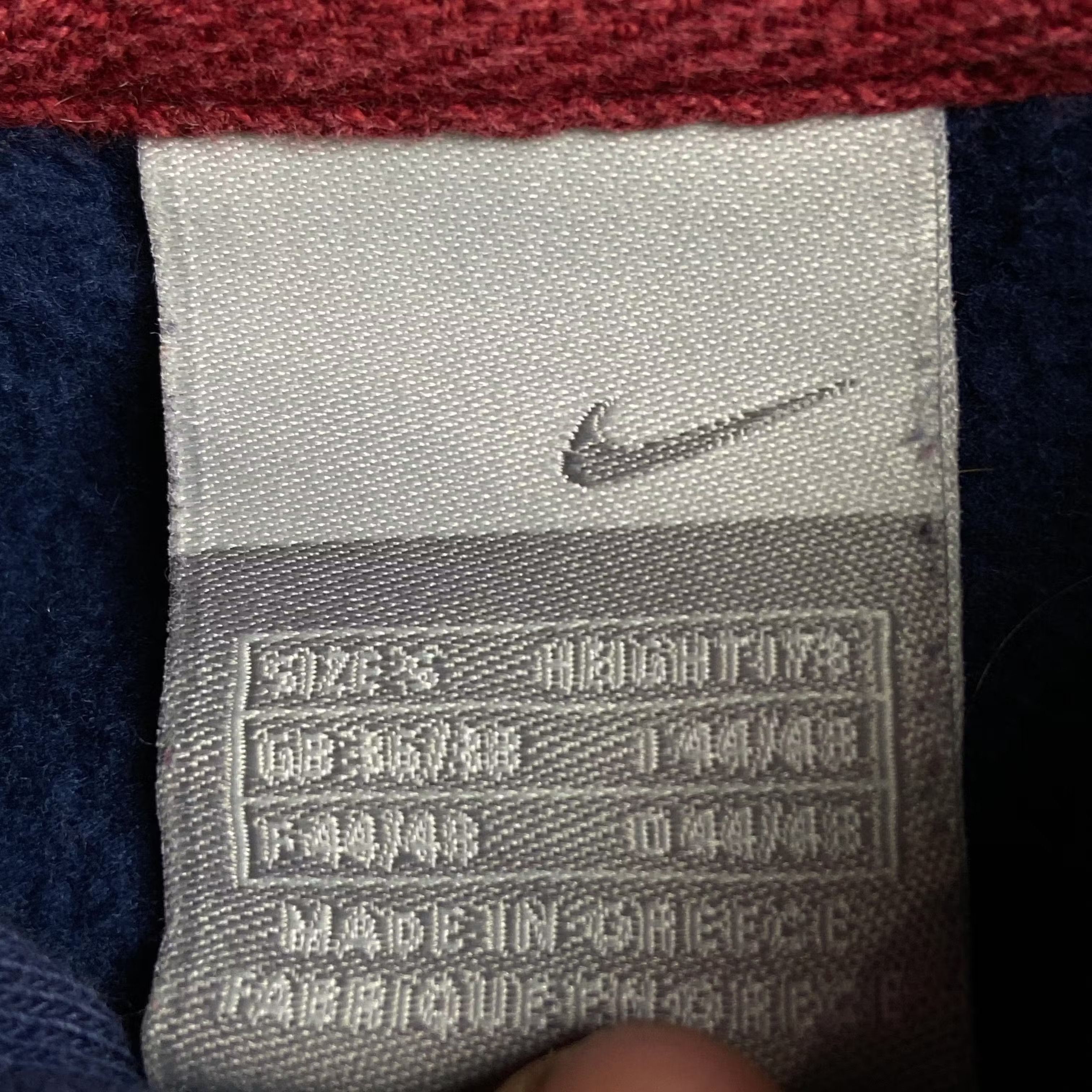 Nike × Vintage Mens Hoodies Nike Vintage USA Size S Size US S / EU 44-46 / 1 - 5 Thumbnail