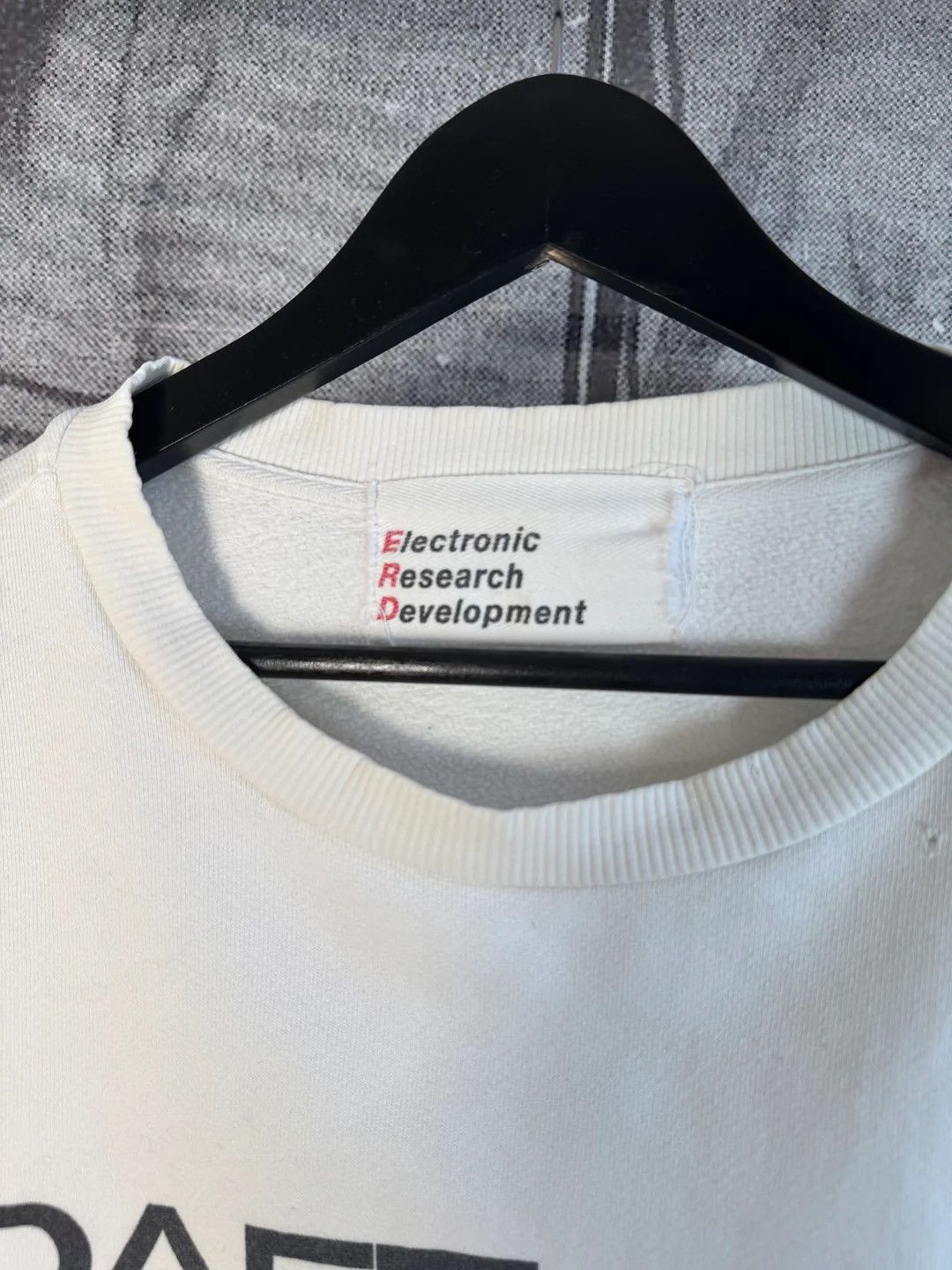 Enfants Riches Deprimes 🚭GRAIL🚭 1/25 DAFT PUNK "ELECTRONIC RESEARCH DEV" CREWNECK Size US XL / EU 56 / 4 - 5 Thumbnail