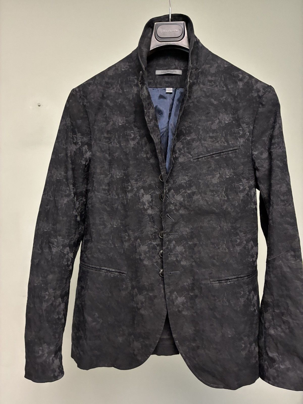 John Varvatos Woodward Multibutton jacket EU 48 USA size 38 Size US M / EU 48-50 / 2 - 7 Thumbnail