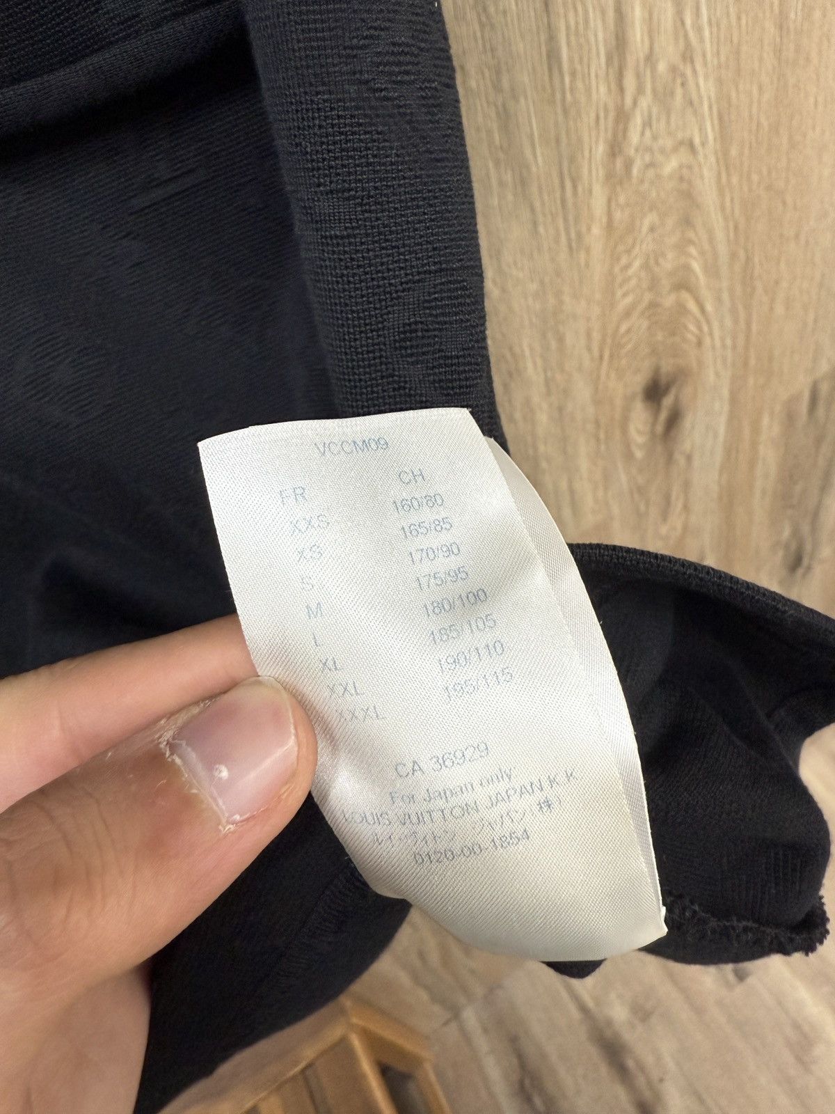 Louis Vuitton Louis Vuitton Black Monogram Pocket Tee Size US XS / EU 42 / 0 - 11 Thumbnail