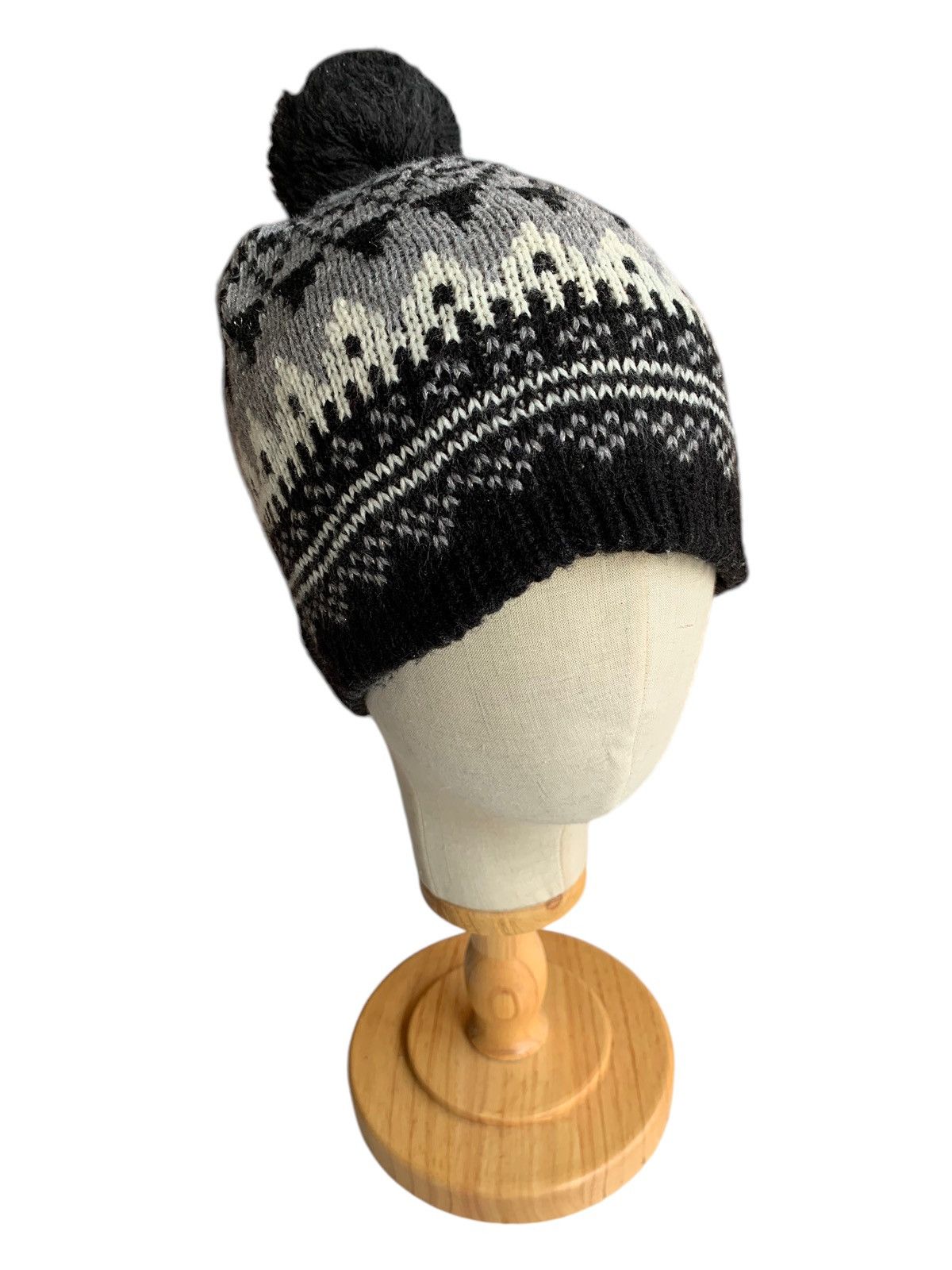 Japanese Brand × Kapital × Vintage Knitted Lowrys Farm Japanese Winter Session Nice Design Hat Size ONE SIZE - 5 Thumbnail