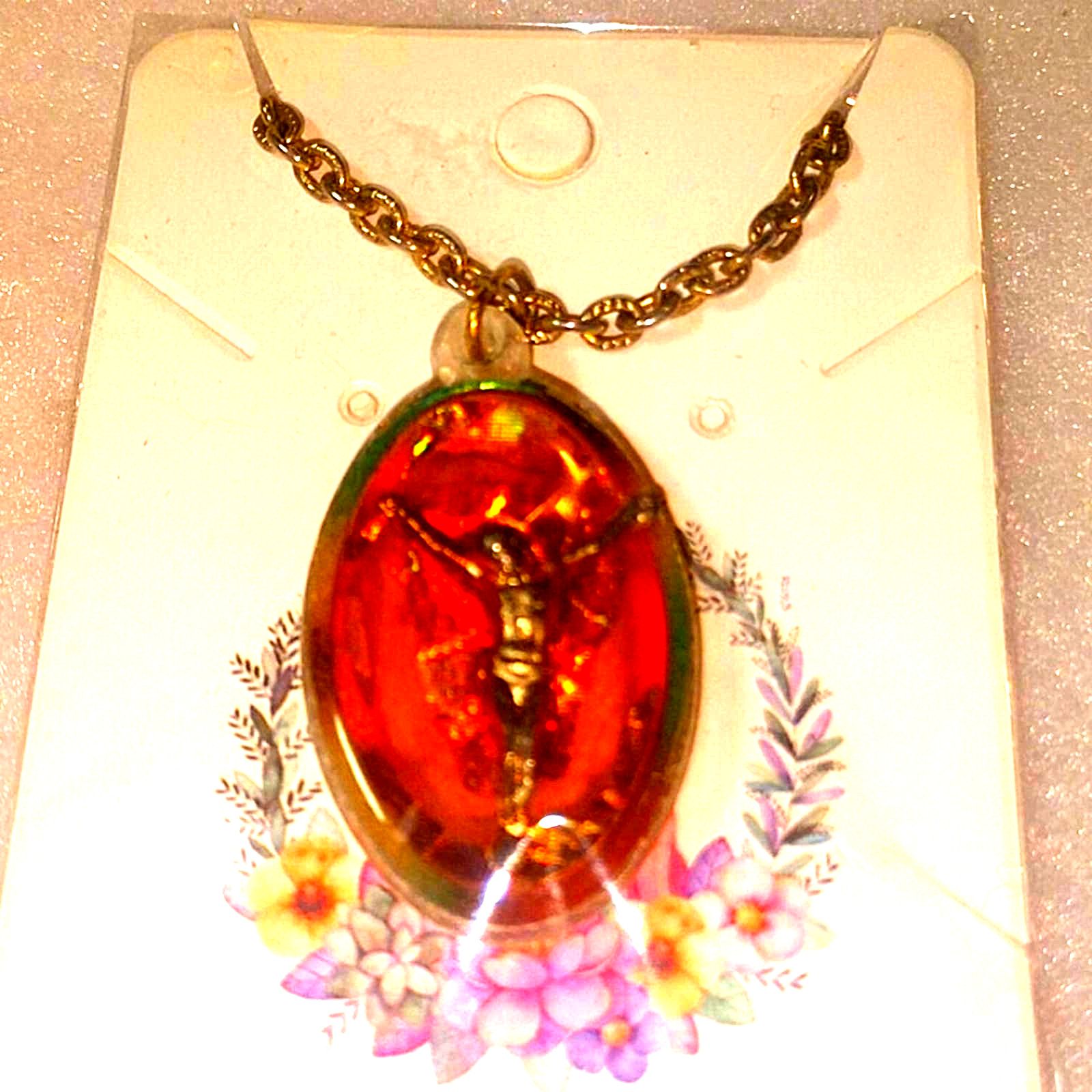 Vintage Estate Find~Lovely Vintage Crucifix Necklace Size ONE SIZE - 1 Thumbnail