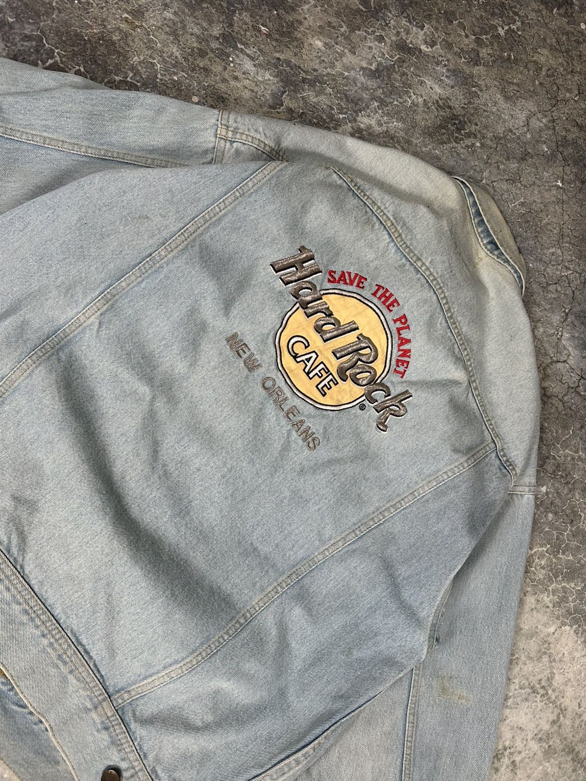 Japanese Brand × Vintage Vintage Hard Rock Cafe denim jacket Size US XL / EU 56 / 4 - 3 Thumbnail