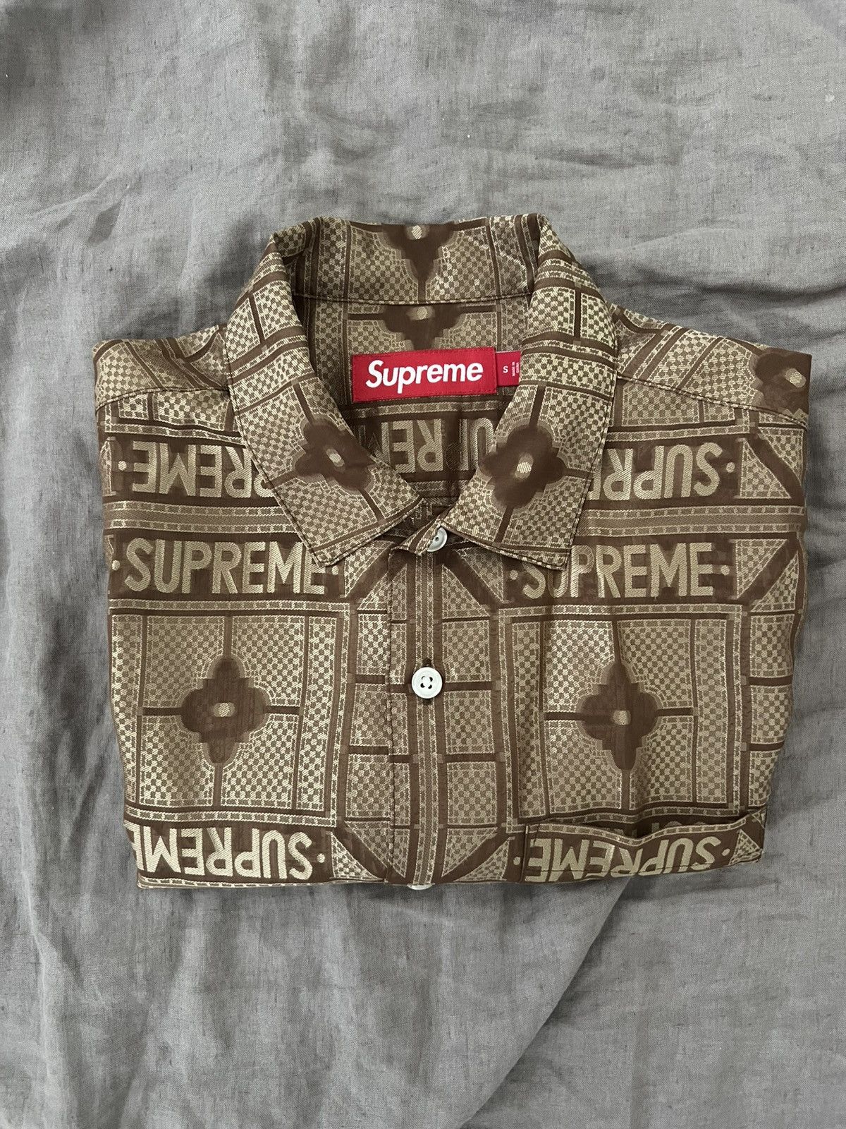Supreme Supreme TRAY JACQUARD S/S SHIRT tan/brown size Small Size US S / EU 44-46 / 1 - 6 Thumbnail