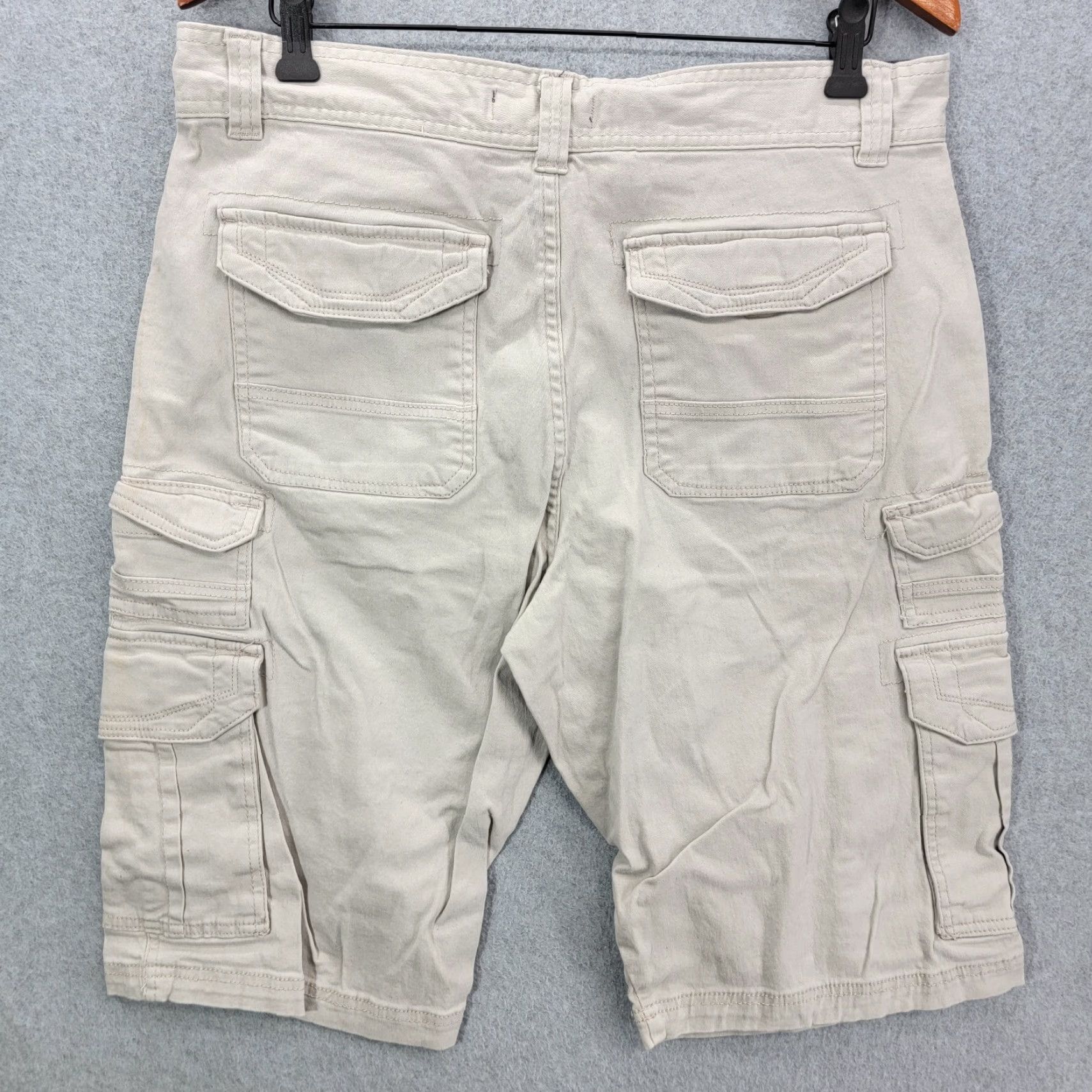 Vintage Company Eighty One shorts Cargo Chino Zip Fly Men's 34 White Cotton Blend 5-Pocket Regular Vintage No N/A Size US 32 / EU 48 - 7 Thumbnail