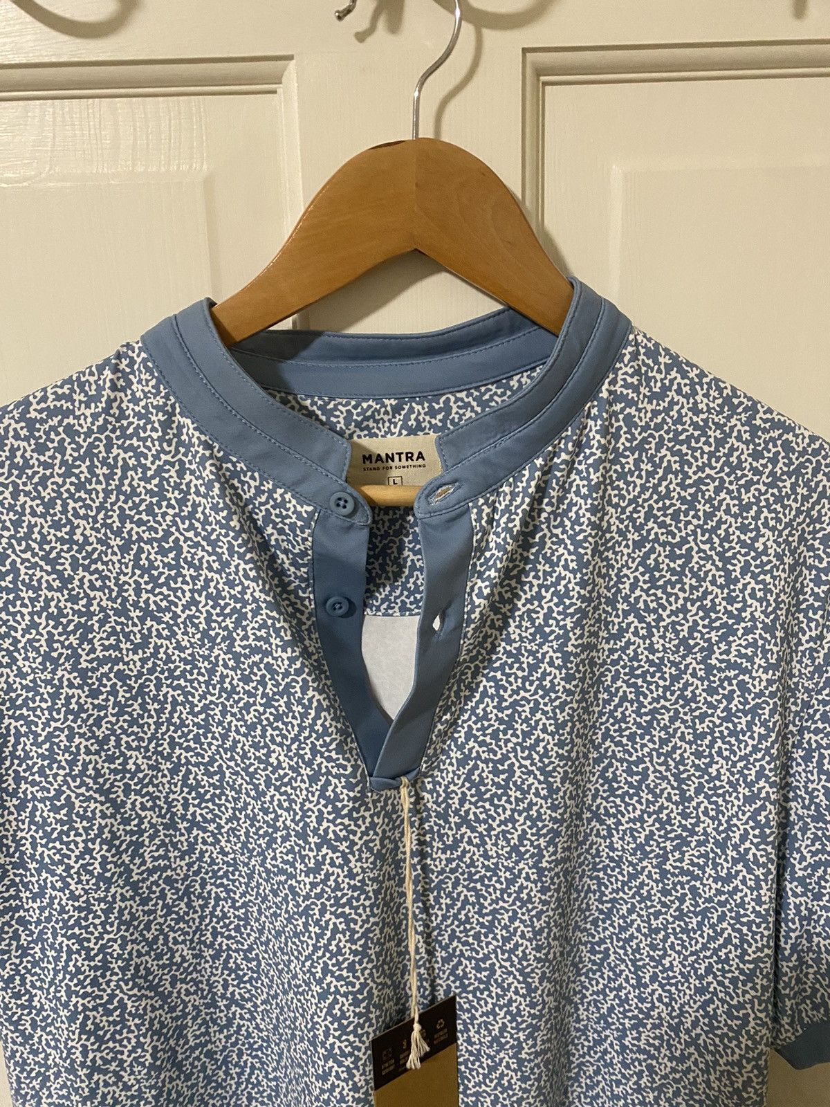 Other Blue white catalyst polo by Mantra Size US L / EU 52-54 / 3 - 3 Thumbnail