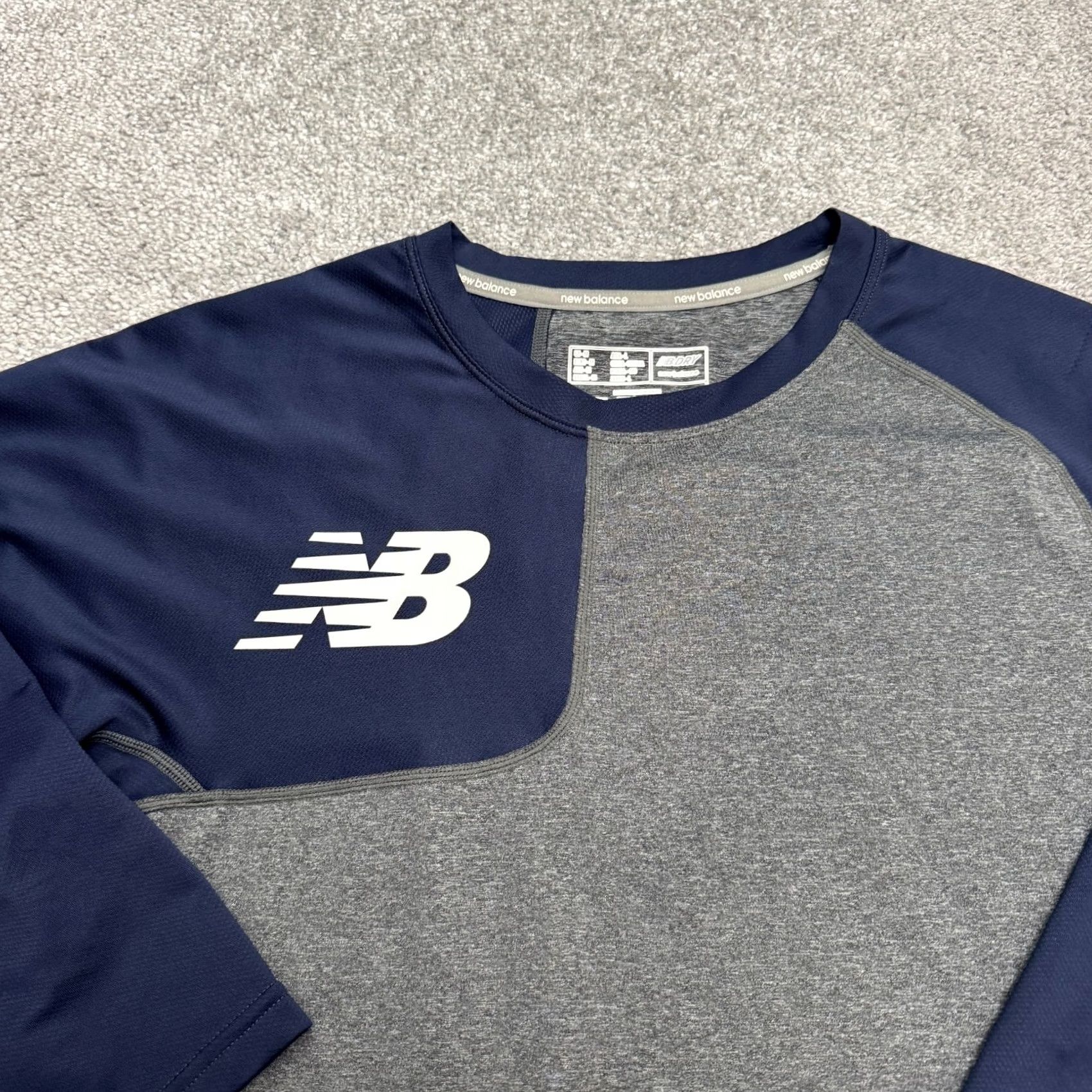 New Balance New Balance NB Dry Colorblock Raglan Long Sleeve T-Shirt Medium Gray Navy Tee Men Size US M / EU 48-50 / 2 - 4 Thumbnail