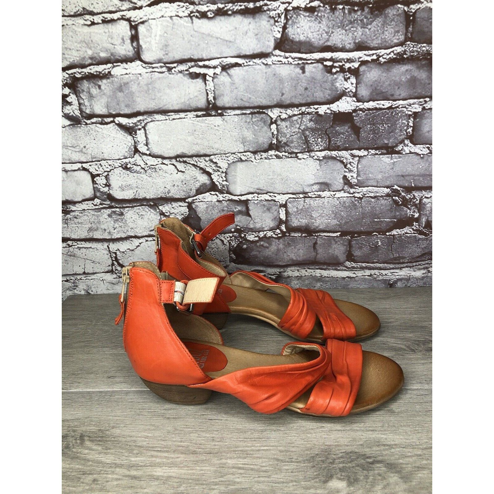 Other Miz Mooz Cassie Orange Leather Ankle Strap Heeled Sandals Wo Size US 8.5 / IT 38.5 - 19 Thumbnail