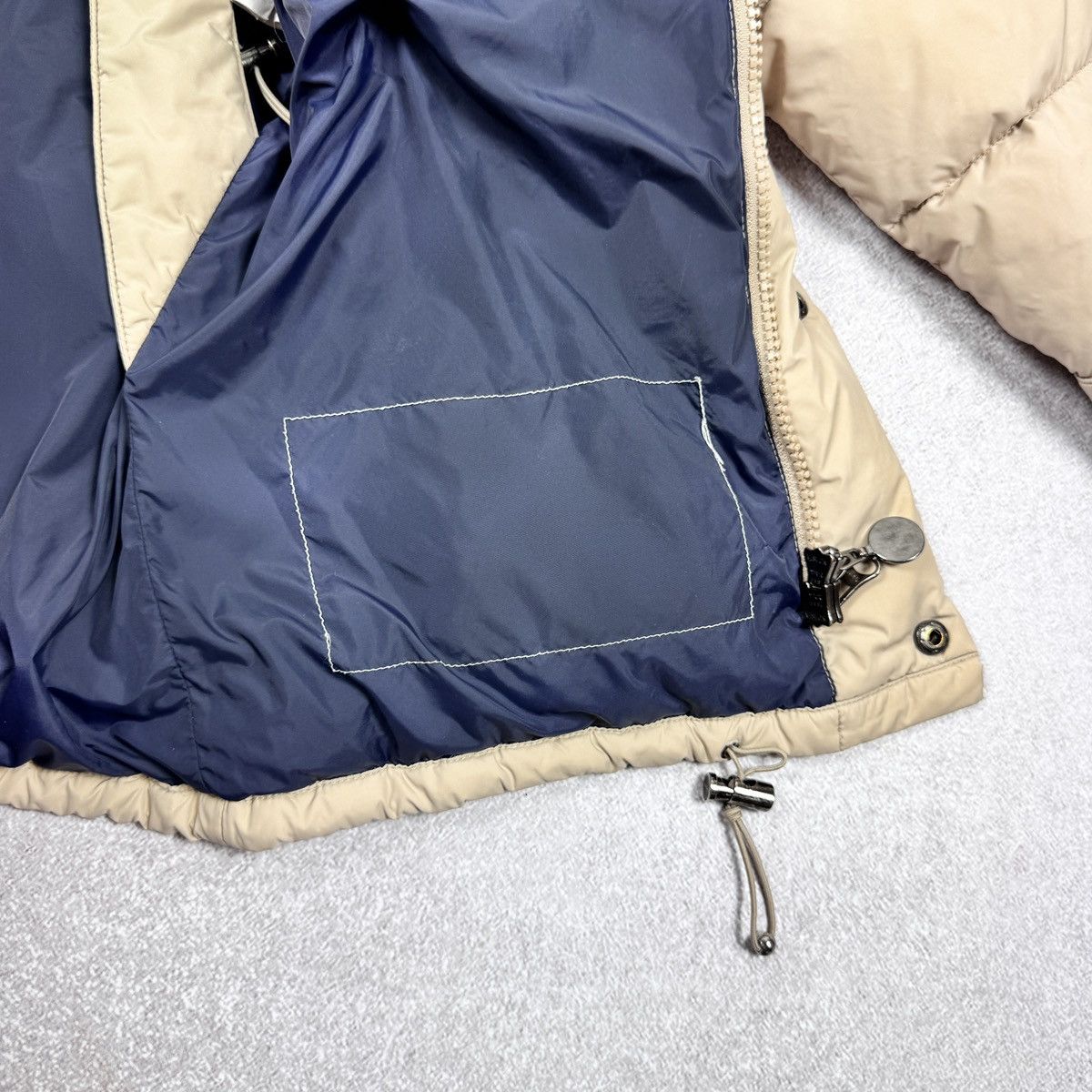 Moncler Boys Moncler Enfant Beige Hooded Down Parka Jacket Size US XXS / EU 40 - 11 Thumbnail