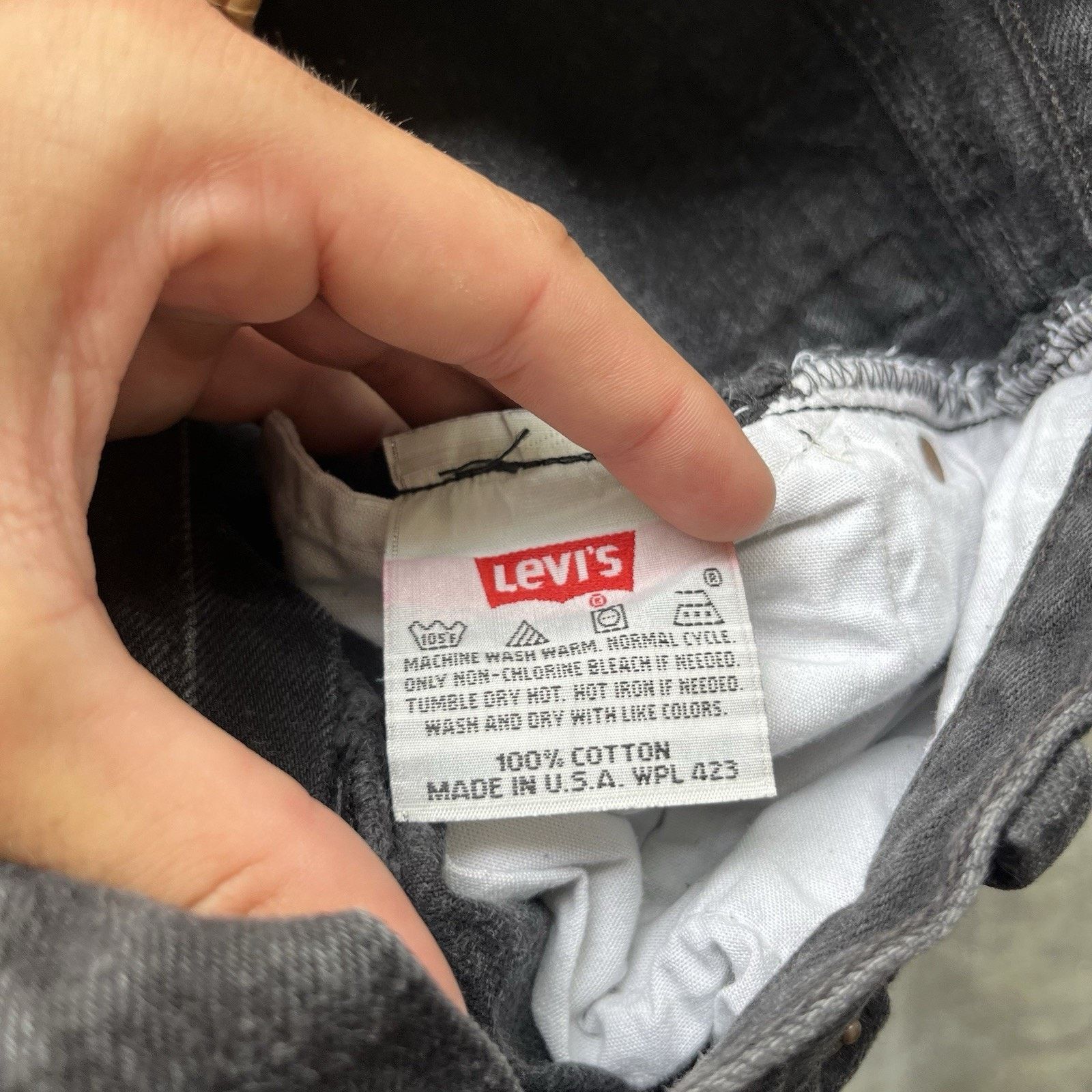 Levi's Vintage 90’s Levi’s 501 Black Jeans Men’s 28 X 30 Straight L Size US 28 / EU 44 - 6 Thumbnail