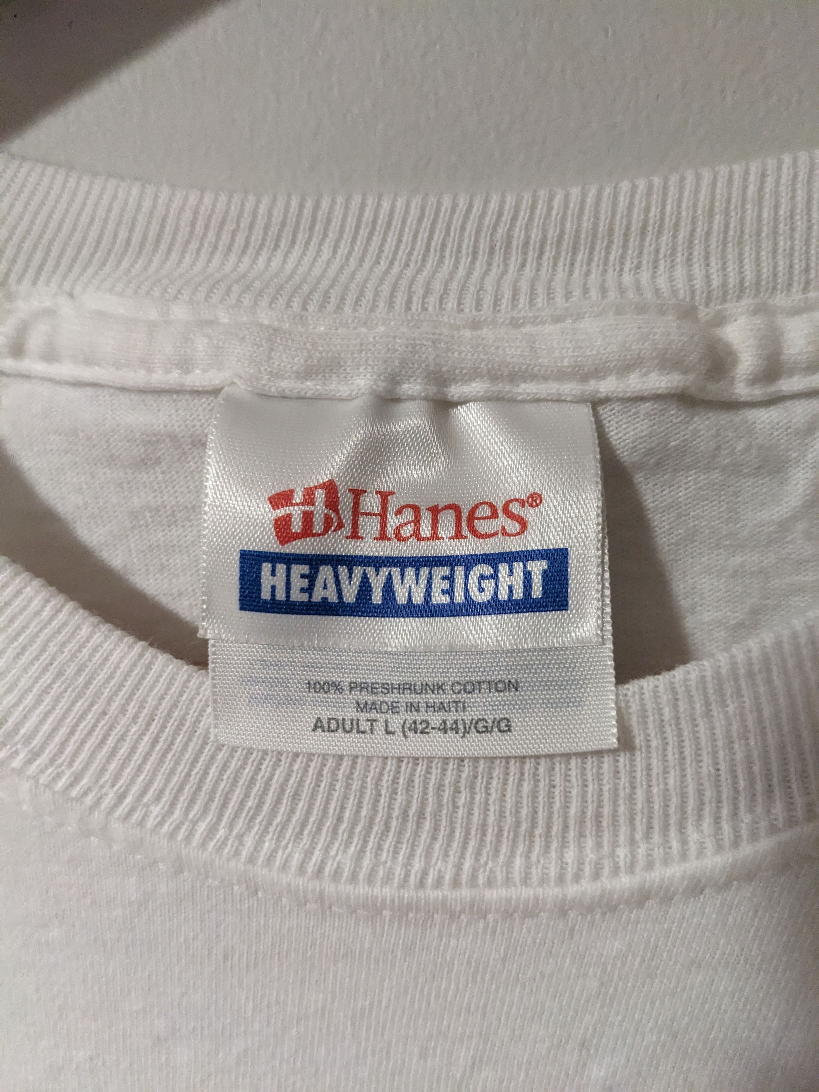 Hanes × Vintage Vintage Y2K American Red Cross Give Blood Santa T-Shirt Size US L / EU 52-54 / 3 - 3 Thumbnail