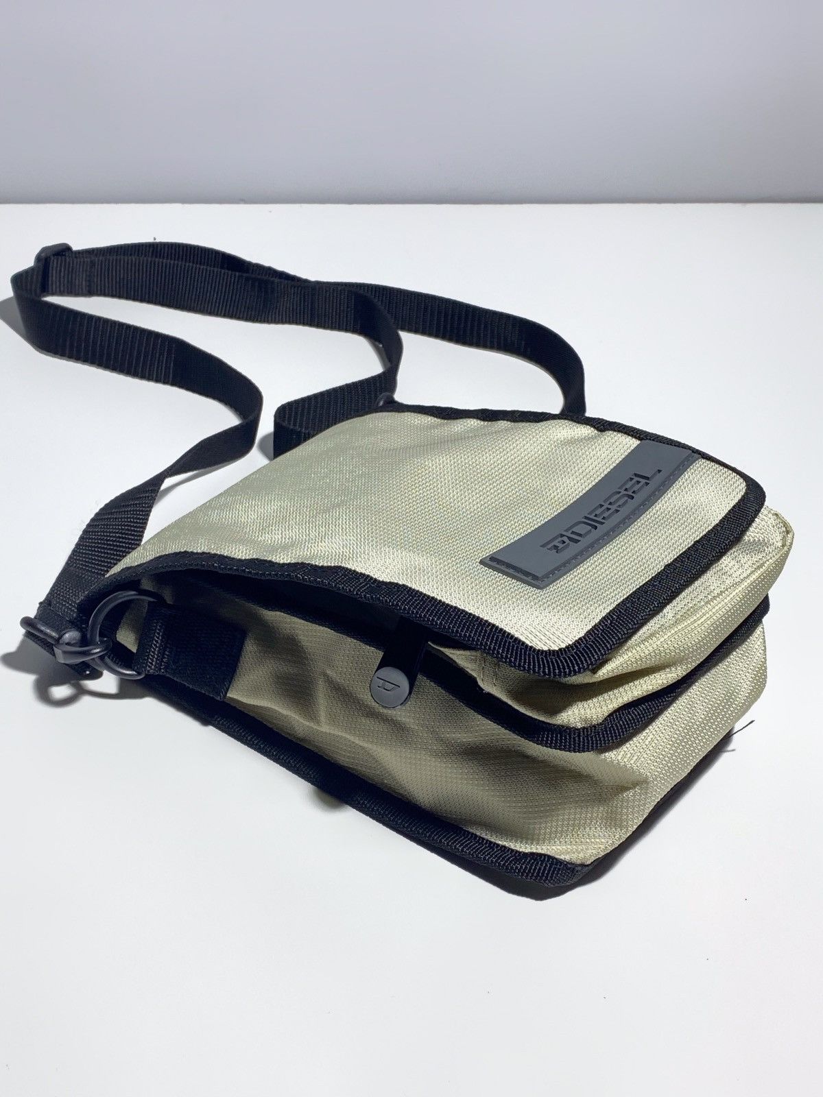 Vintage Diesel y2k multi pocket shoulder bag