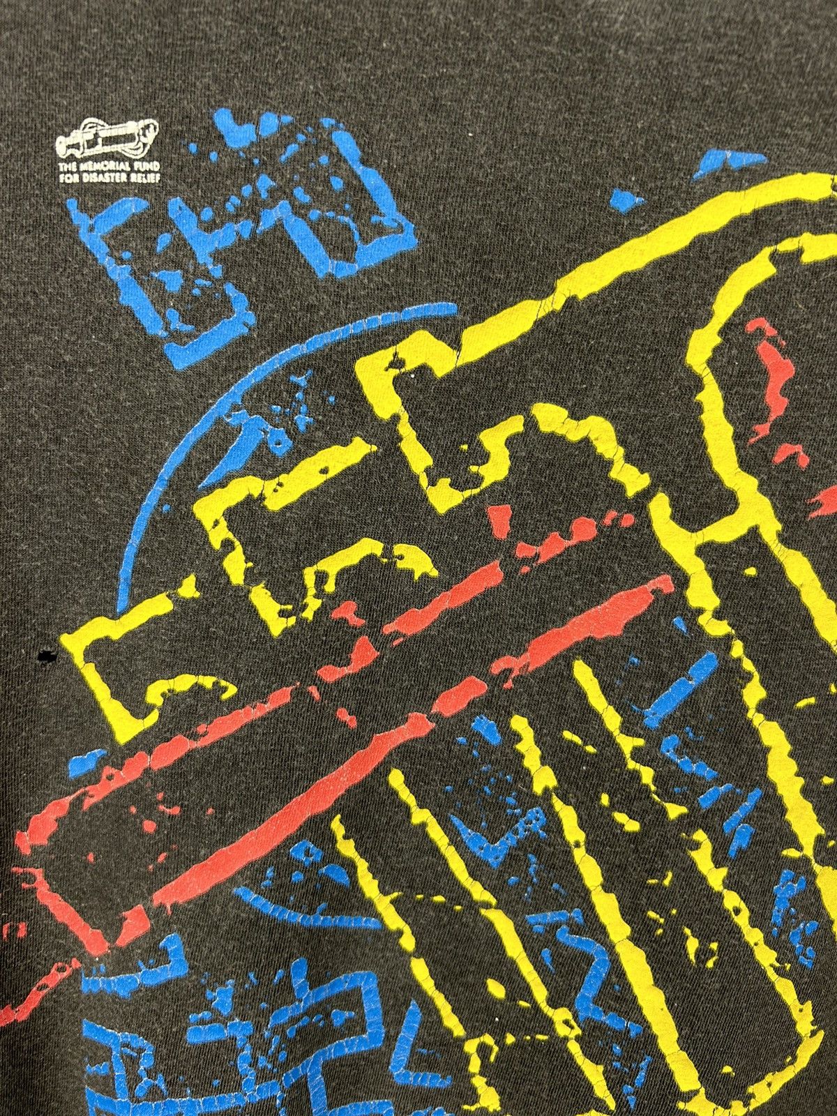 Band Tees Vintage 90s Pink Floyd The Wall Berlin 90 T shirt Size US XL / EU 56 / 4 - 8 Thumbnail