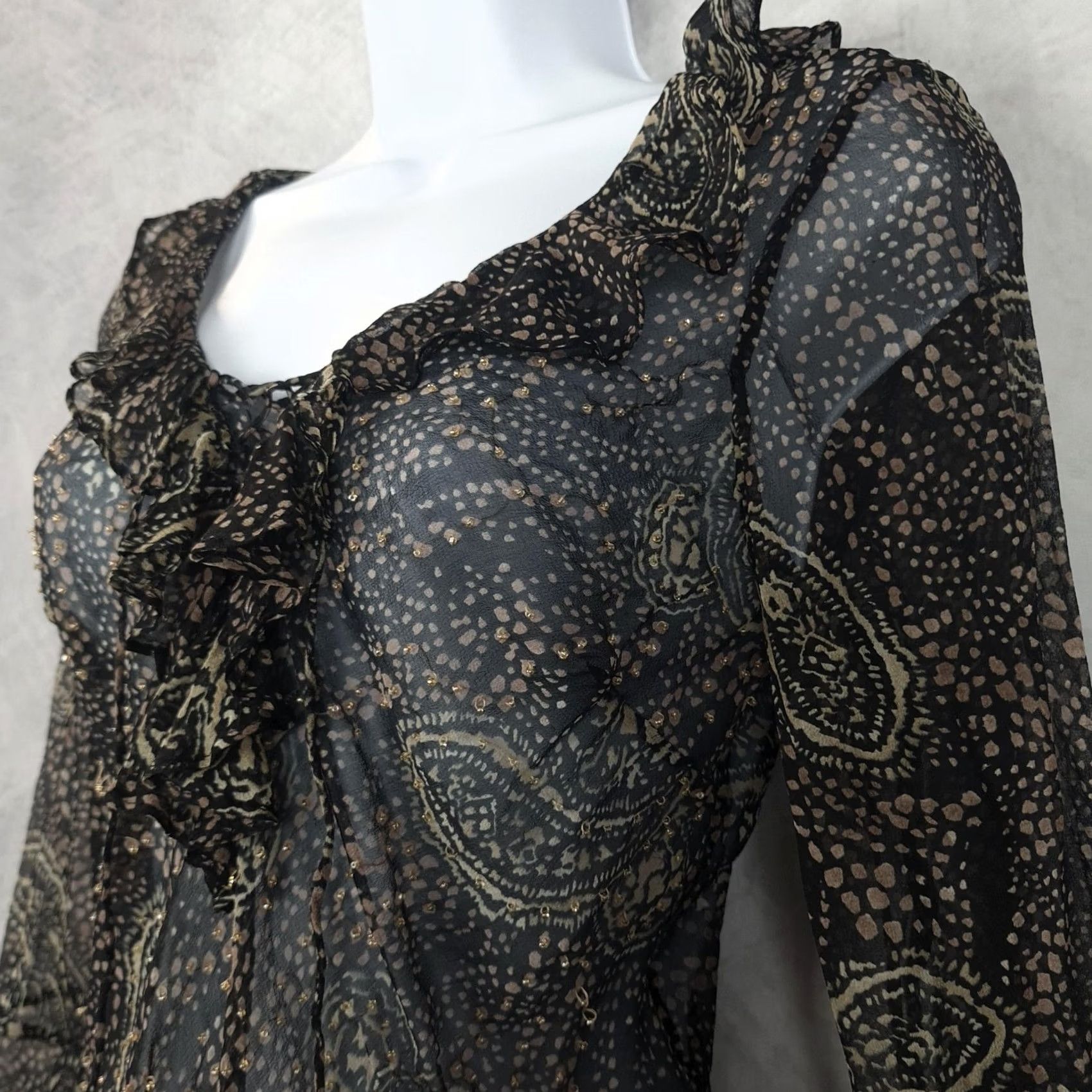 Bell VINTAGE Y2K Whimsy Fairy Top Womens Small Black Beaded Ruffle Bell Sleeve Blouse Size S / US 4 / IT 40 - 4 Thumbnail