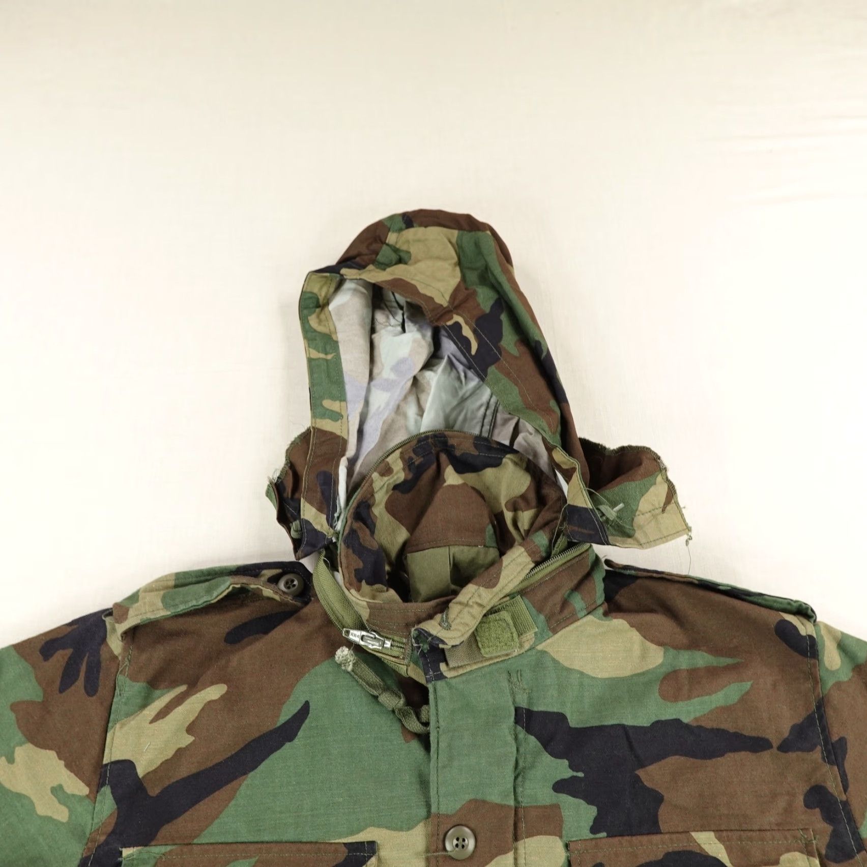 Vintage VINTAGE Golden Manufacturing Co. US Army Field Jacket Camouflage M65 Hooded 80s 50/50 Cotton Nylon Mens Small Regular Green Size US S / EU 44-46 / 1 - 2 Thumbnail