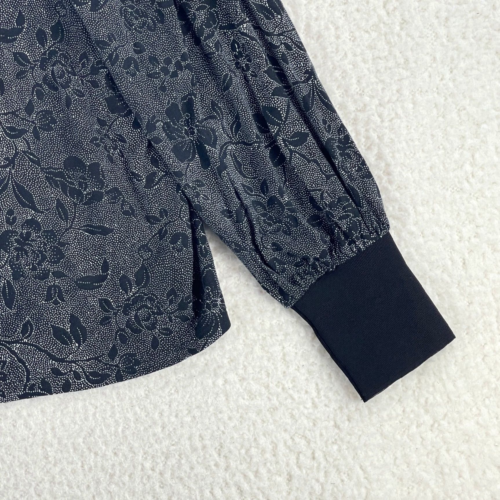 Ann Taylor Ann Taylor Black Floral Mock Neck Long Sleeve Shirt Womens Large Pullover Work New Size L / US 10 / IT 46 - 5 Thumbnail