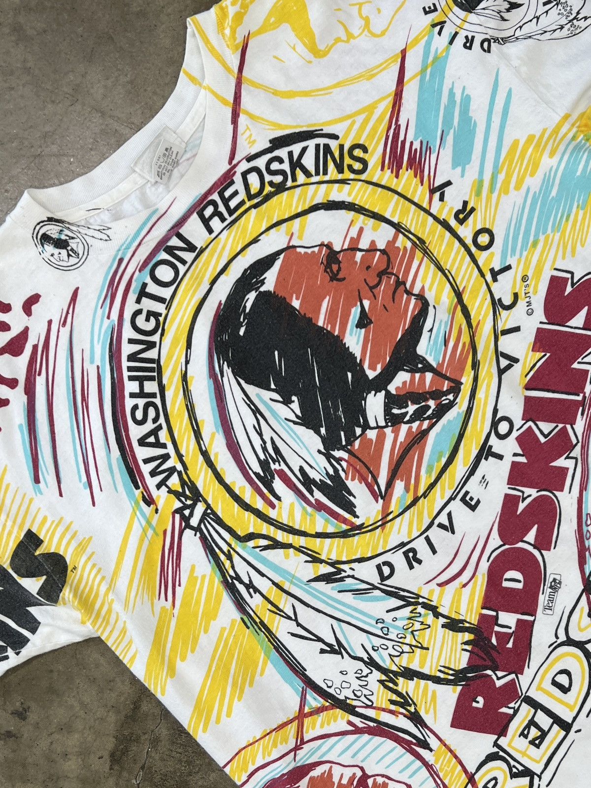 NFL Vintage AOP Magic Johnson Washingtion Redskins Tee XL Size US XL / EU 56 / 4 - 1 Thumbnail