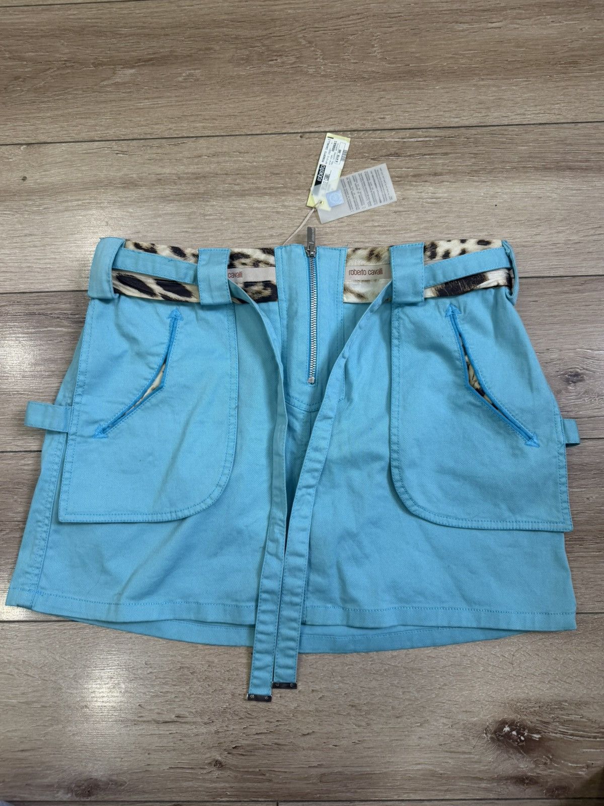 Roberto Cavalli Roberto Cavalli Blue and Leopard Detail Mini Skirt Size 28" / US 6 / IT 42 - 1 Thumbnail
