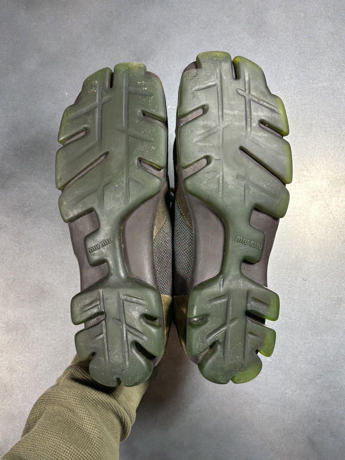 Miu Miu F/W 1999 Miu Miu Runway Sneakers Suede Square Toe Green Shoe Size US 7 / IT 37 - 17 Thumbnail